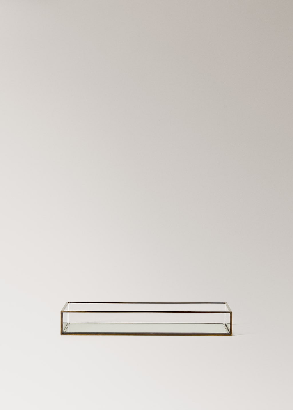 Medium glass embossed decorative tray