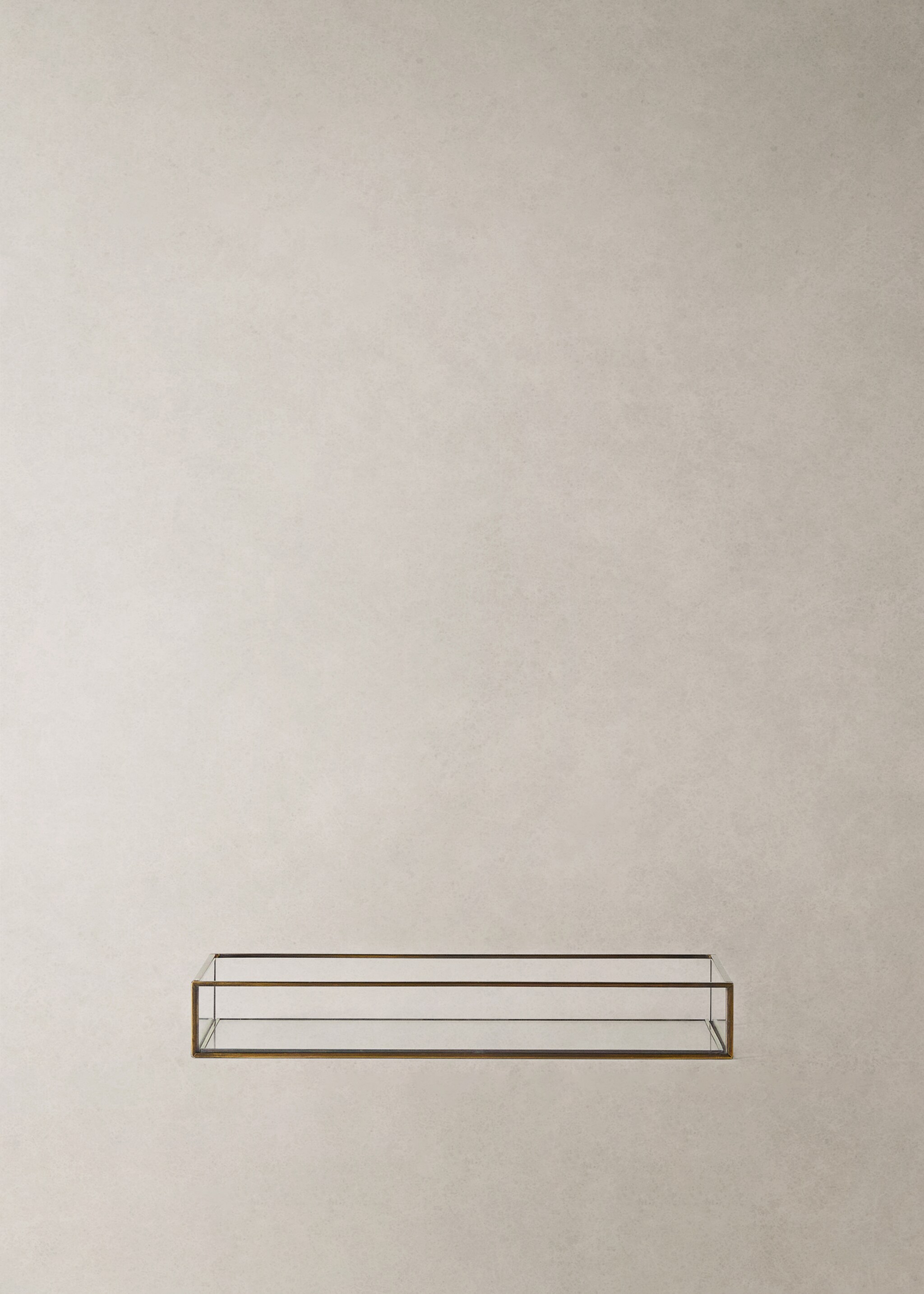 Medium glass embossed decorative tray - Details of the article 7, Gold. Ref: 17083311-00.