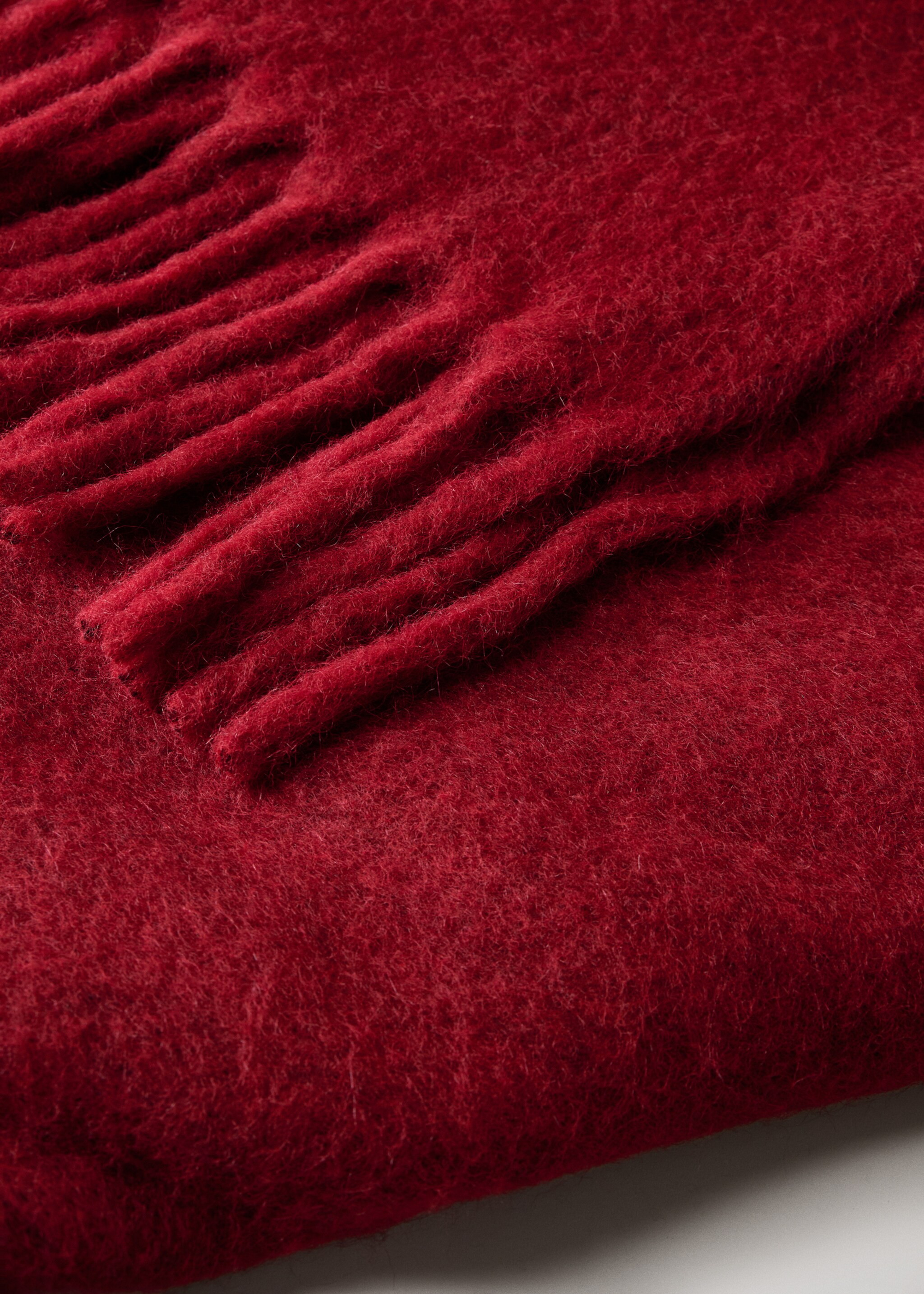 Carded wool blend melange throw - Details of the article 1, Red. Ref: 17083316-00.