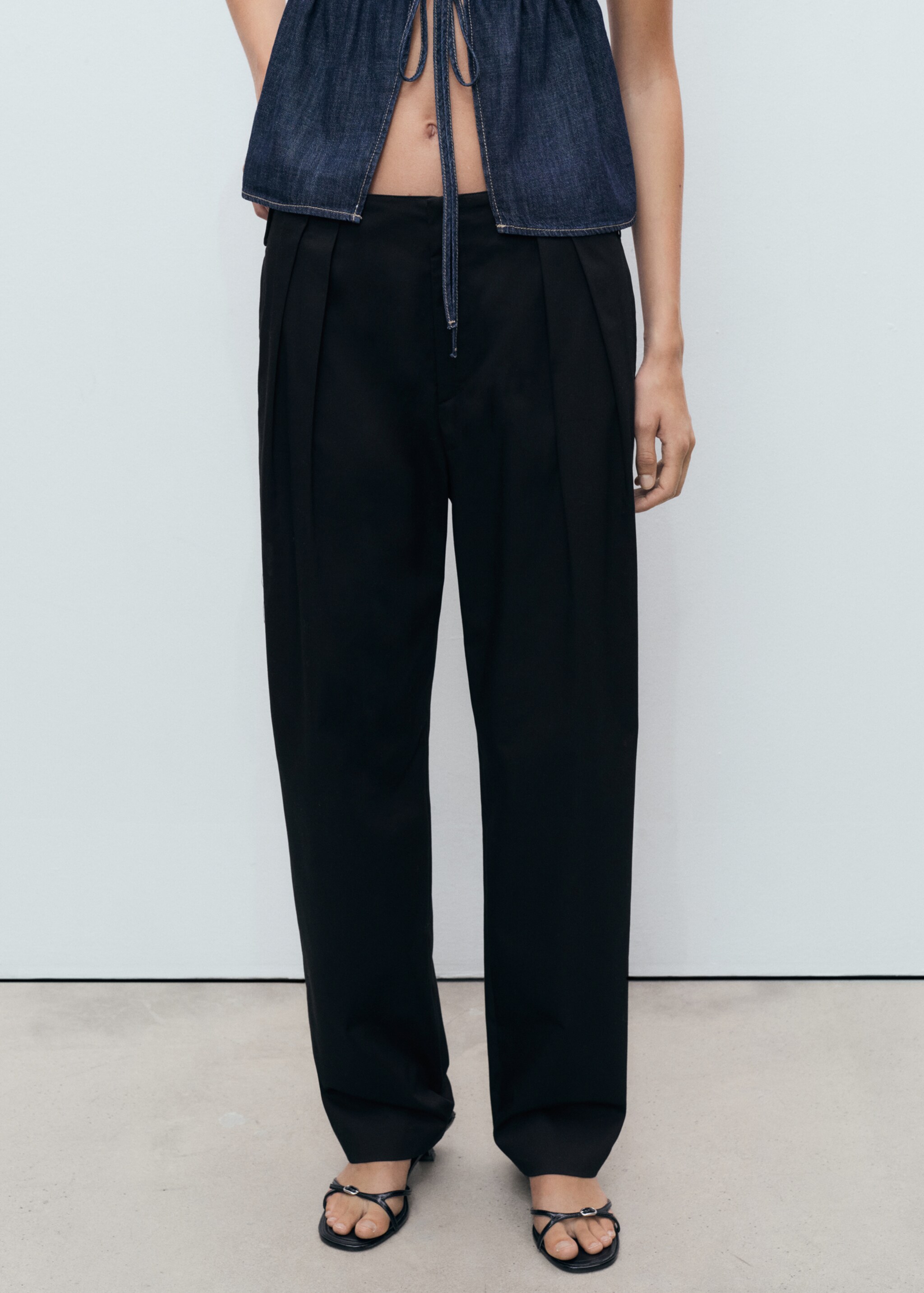 Pantalon coton boutonné - Plan moyen