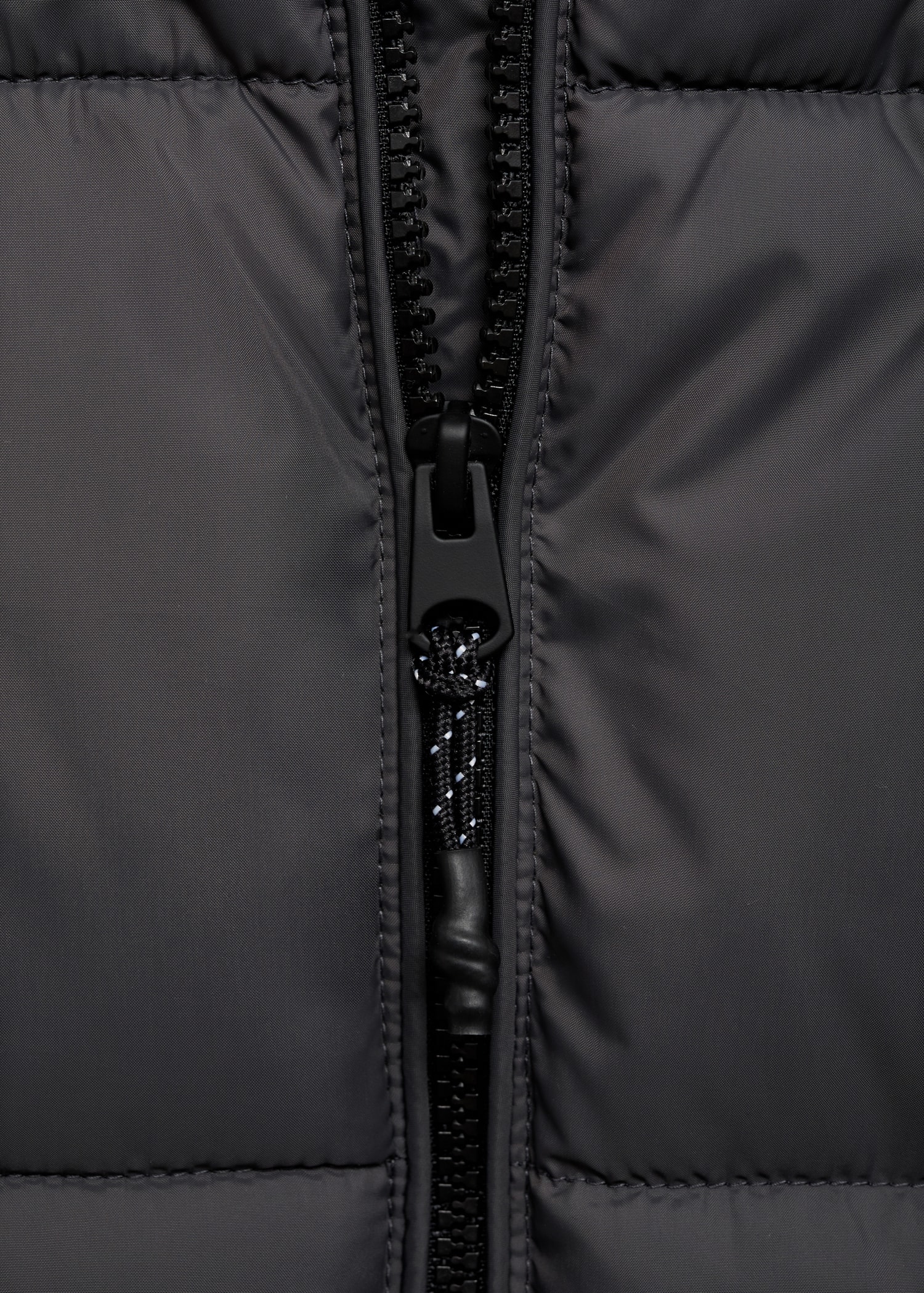Hooded liner quilted coat - Details of the article 0