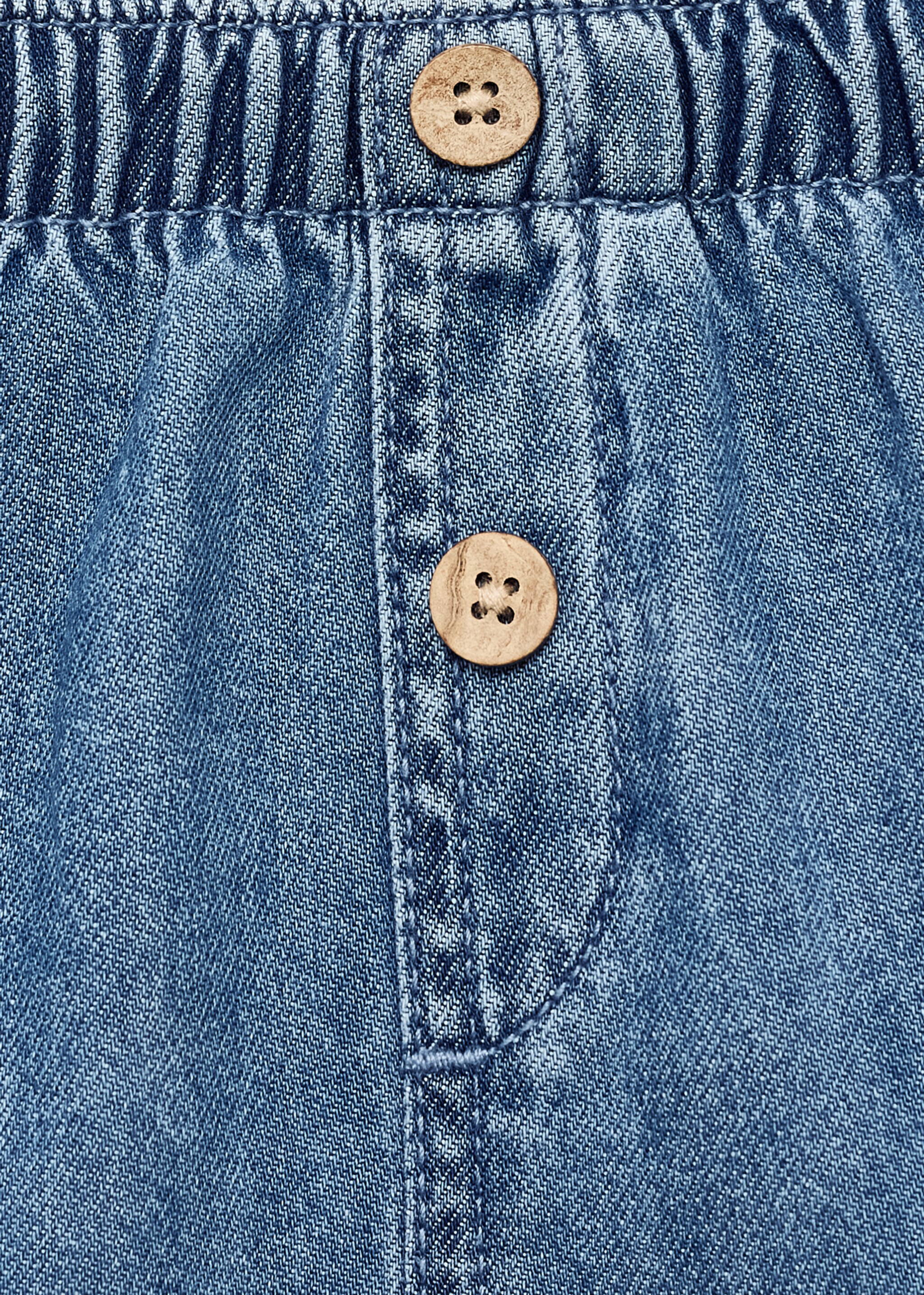 Buttons straight jeans - Details of the article 8, Medium Blue. Ref: 17083793-00.