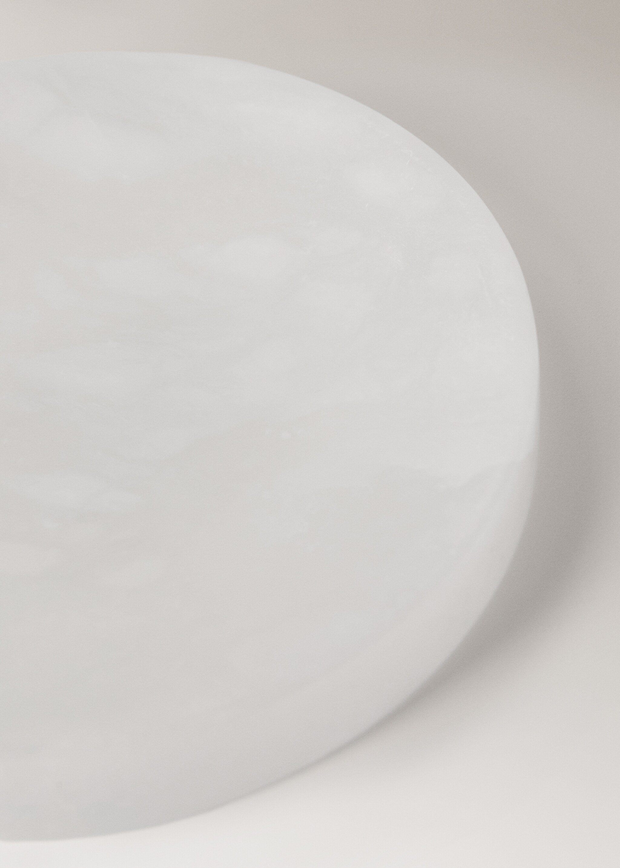 Small alabaster valet tray - Details of the article 1, White. Ref: 17083798-00.