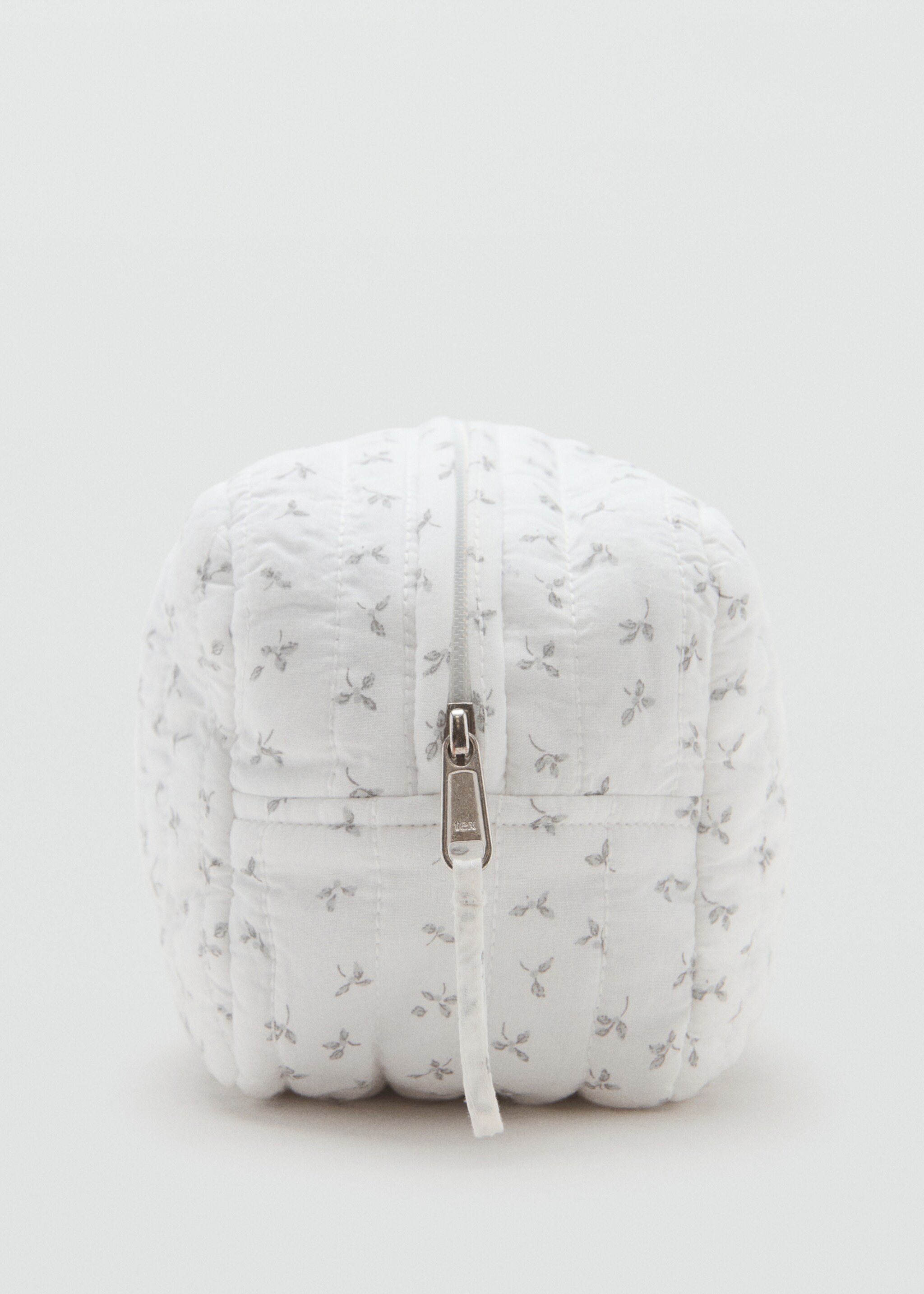 Floral-print cosmetic bag - Details of the article 1