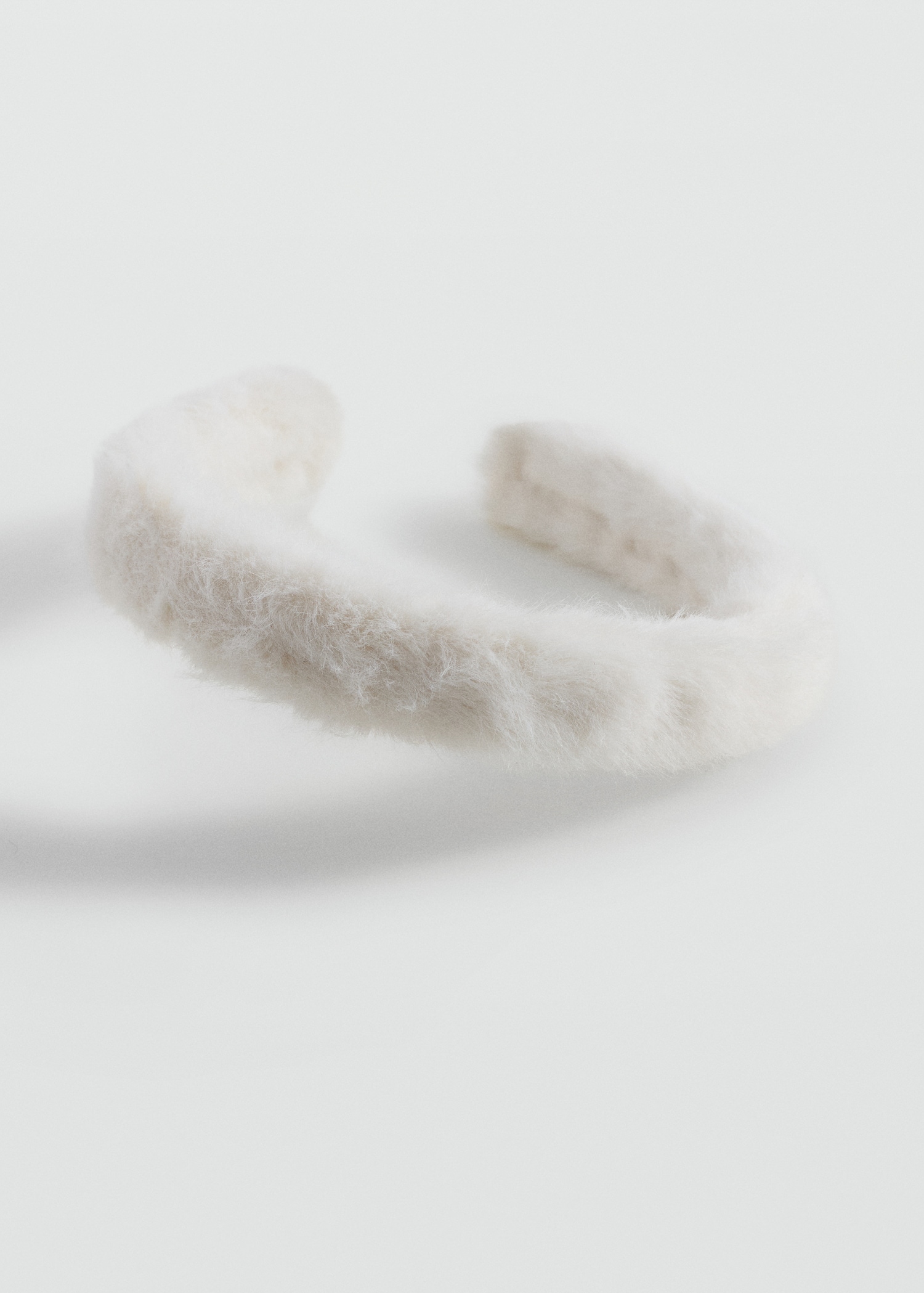Fur detail hairband - Medium plane