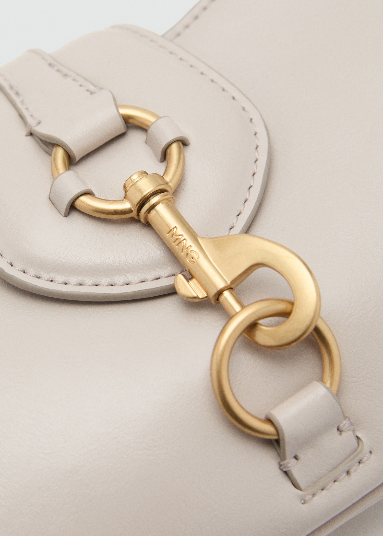 Shoulder bag with snap hook - Details of the article 1