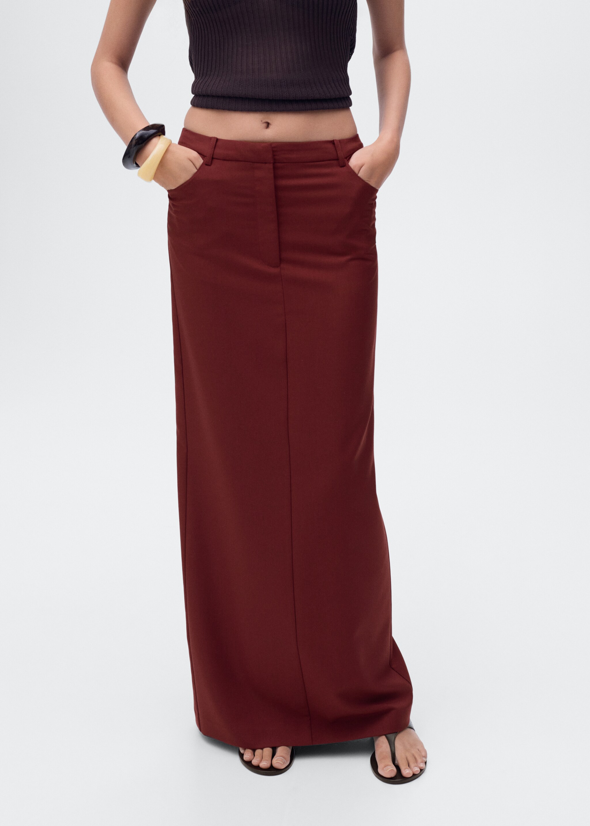 Long pencil skirt with opening - Medium plane, Burgundy. Ref: 17084070-00.
