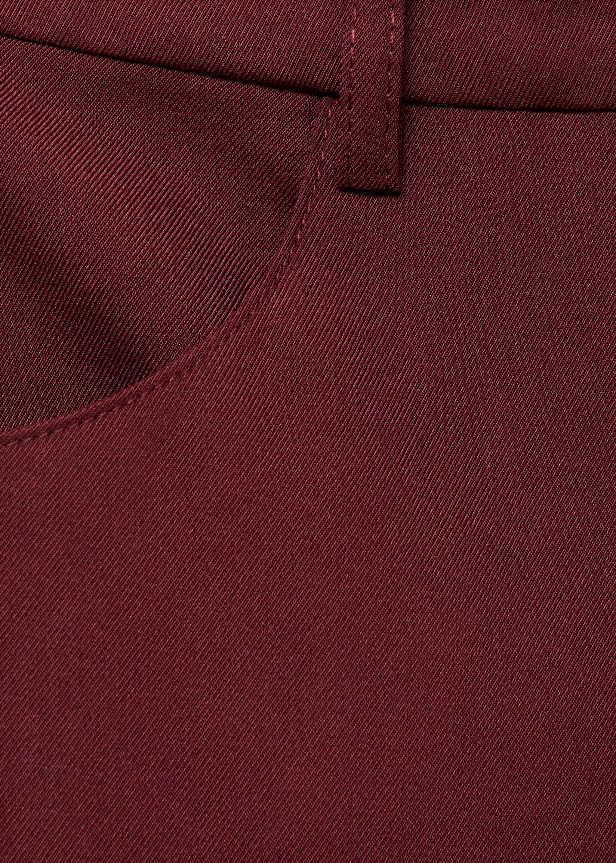 Long pencil skirt with opening - Details of the article 8, Burgundy. Ref: 17084070-00.