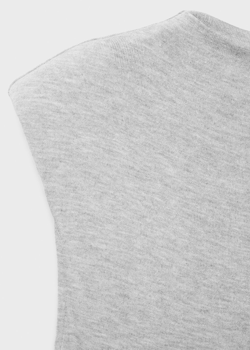 Contrasting belt dress