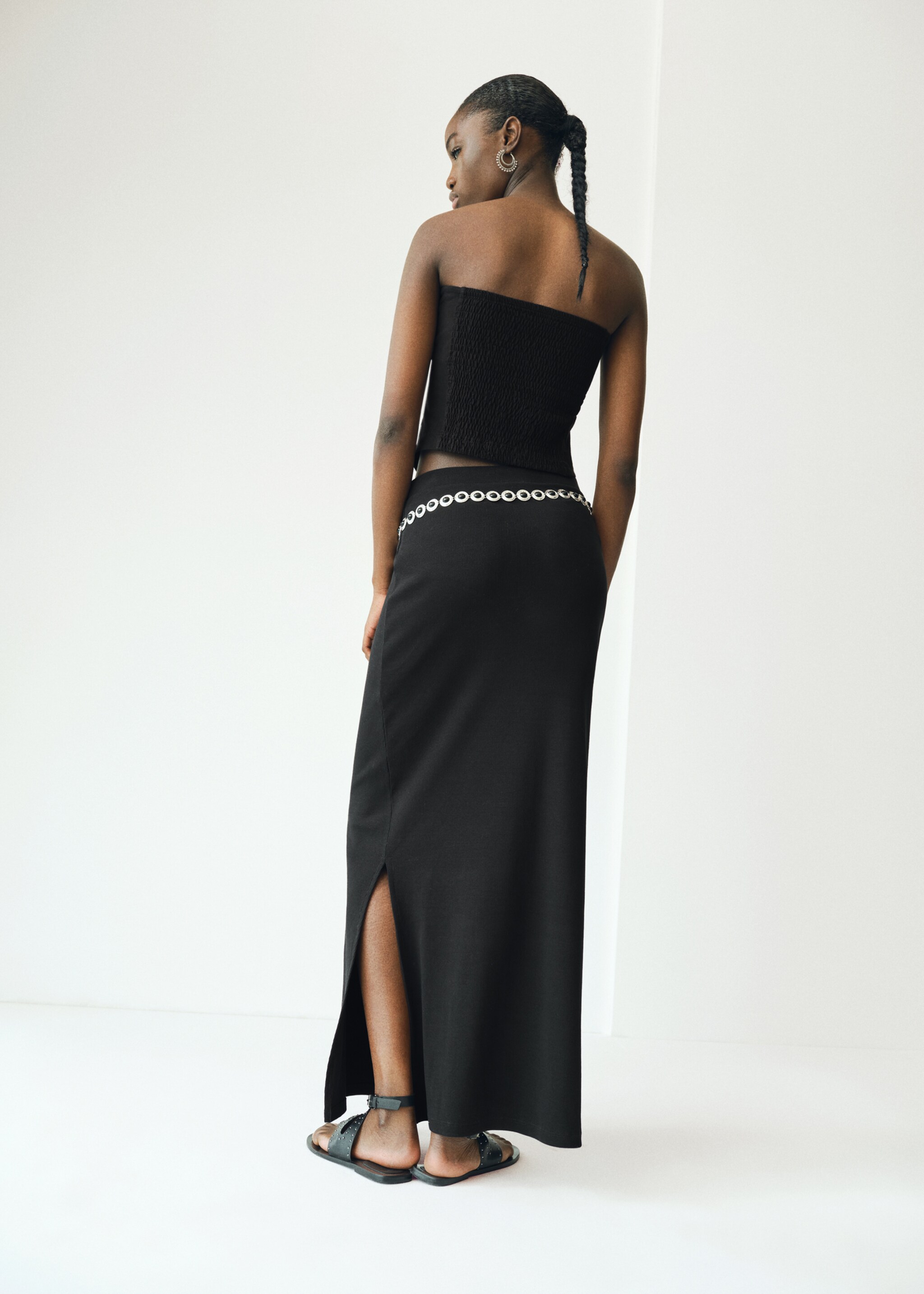 Slit long skirt - Reverse of the article
