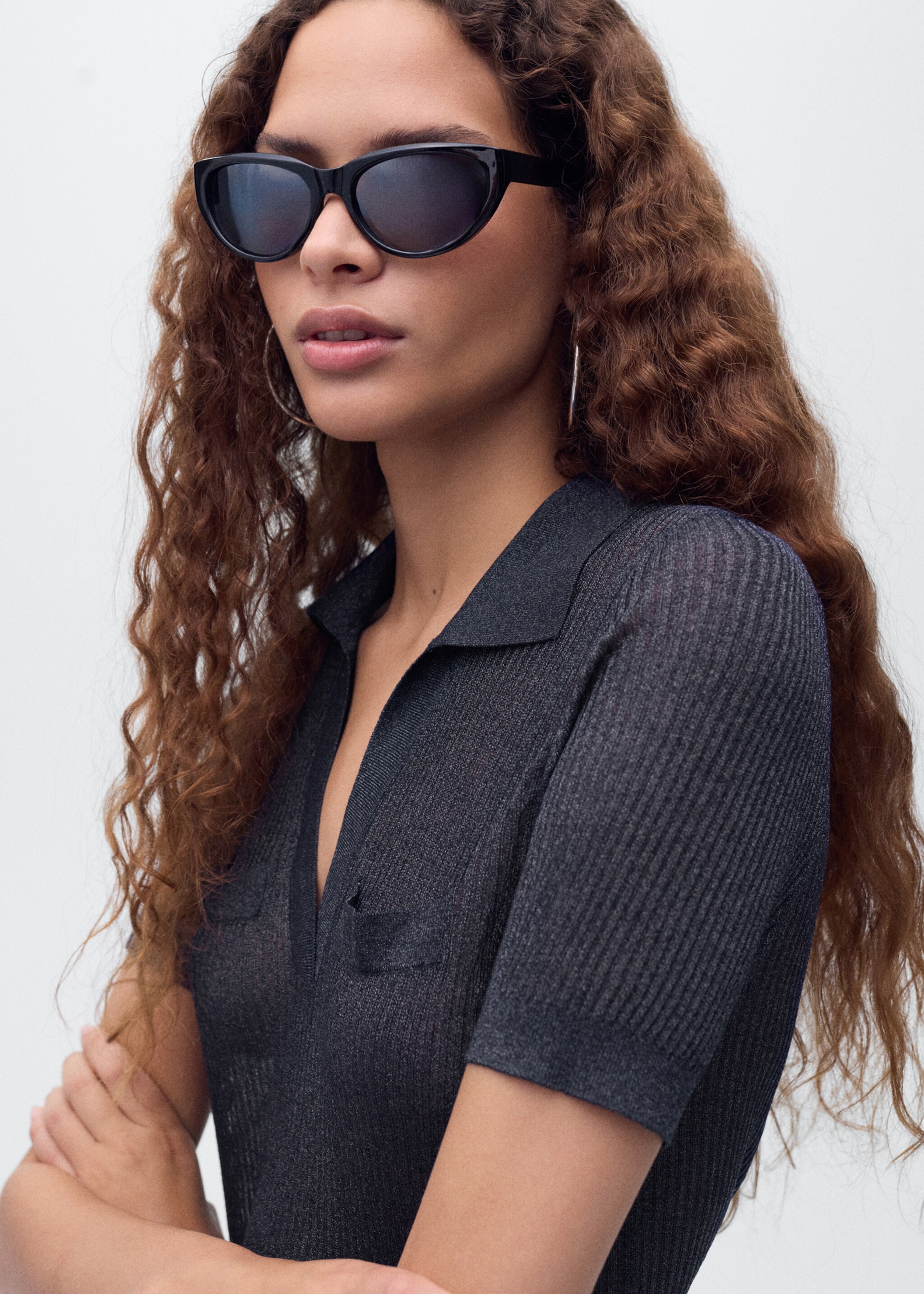 Lurex knitted V-neck sweater - Details of the article 1, Navy. Ref: 17084073-00.