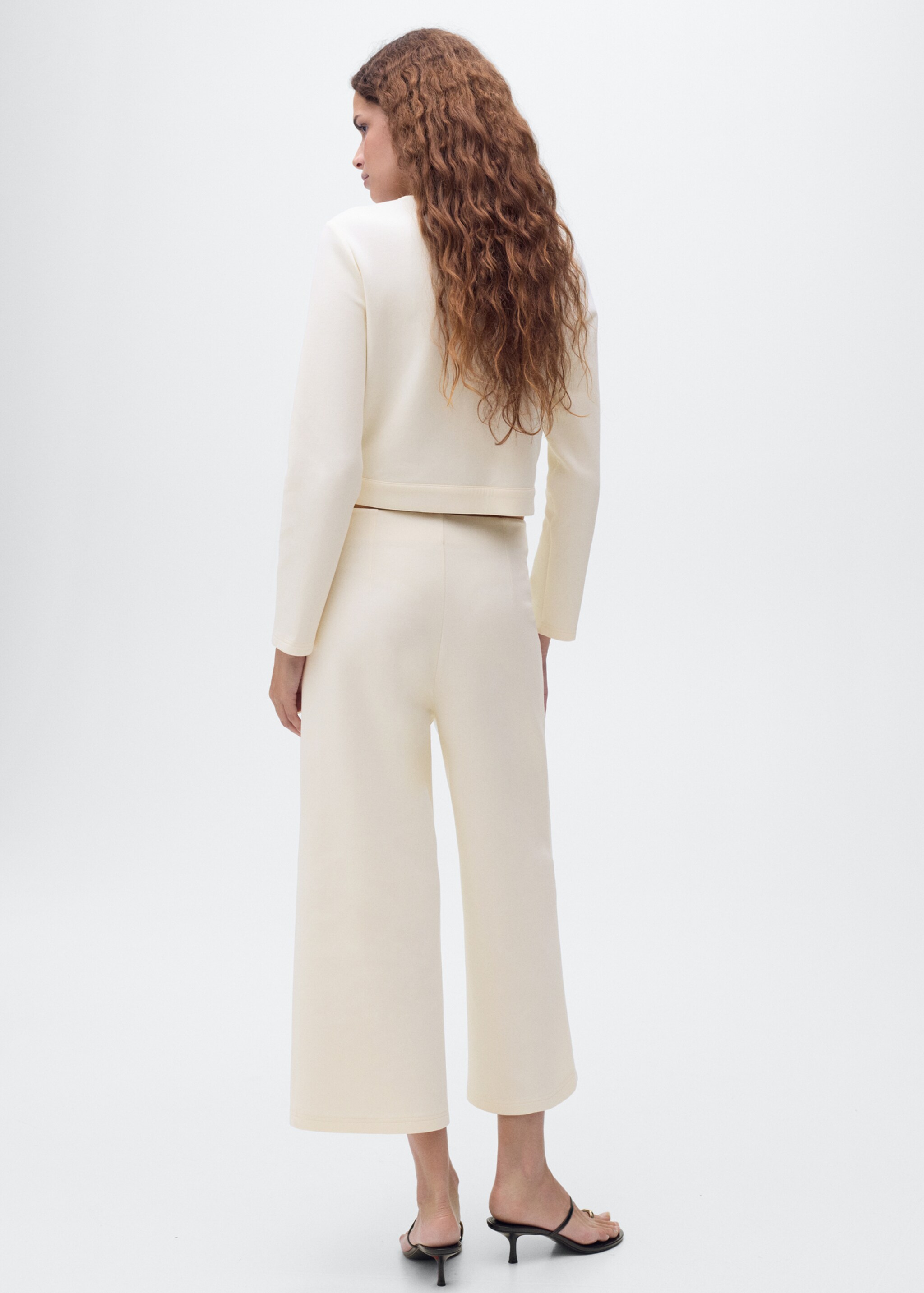 Cotton crop trousers - Reverse of the article, Ecru. Ref: 17084074-00.
