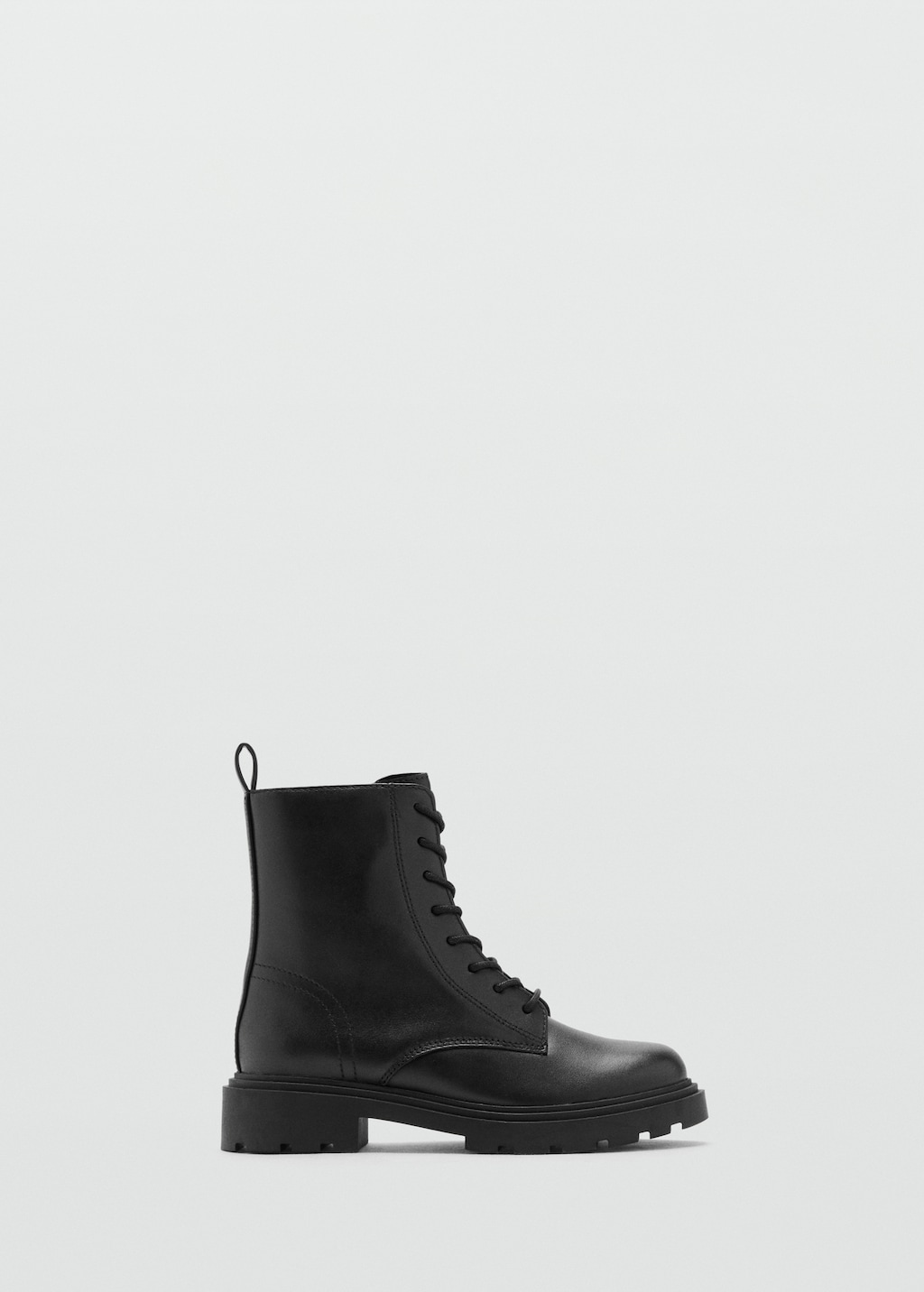 Lace-up leather ankle boots