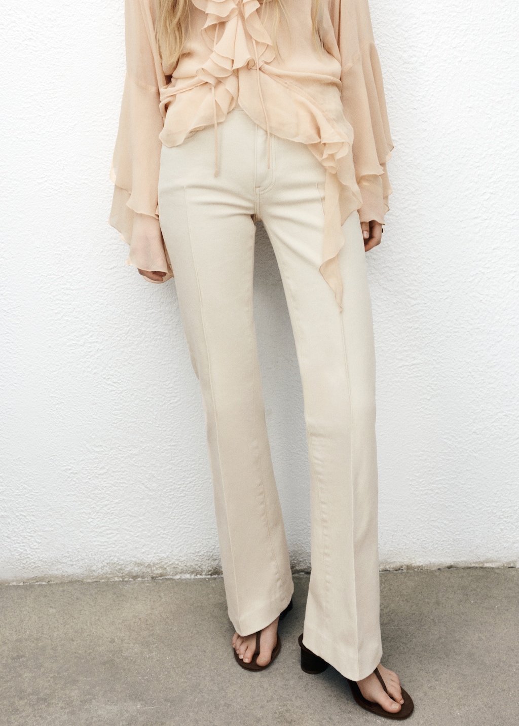 Mid-rise flared jeans