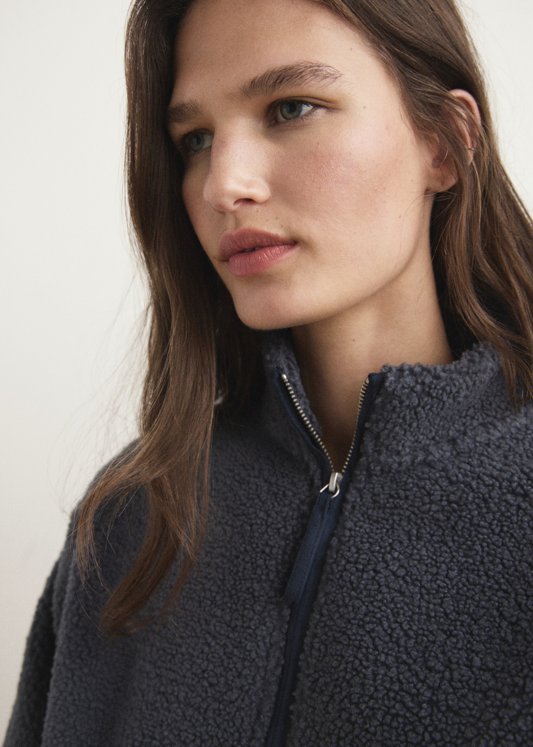 Fleece sweatshirt with zip - Details of the article 1, Ink Blue. Ref: 17084104-00.