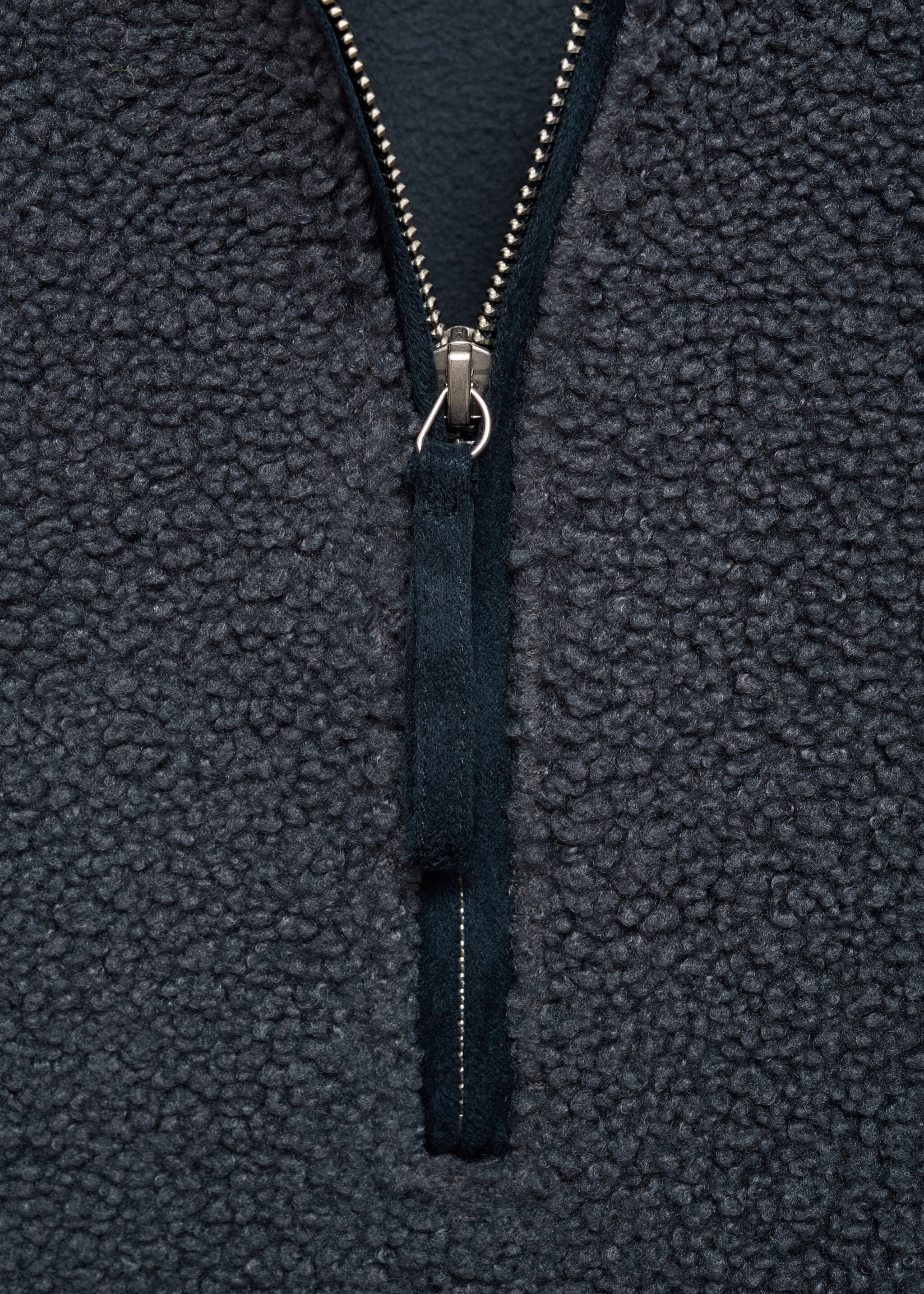 Fleece sweatshirt with zip - Details of the article 8, Ink Blue. Ref: 17084104-00.