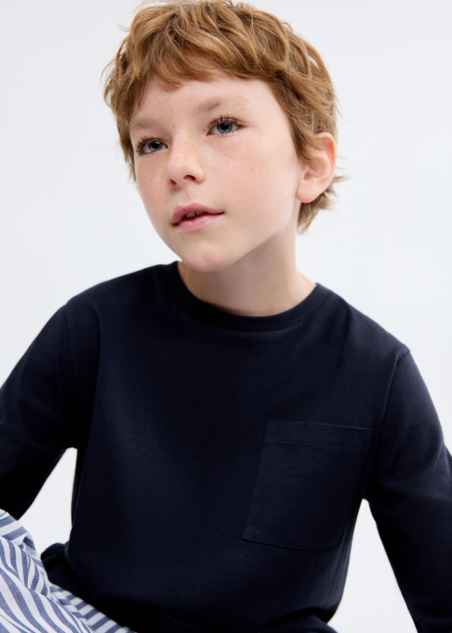 Striped long pyjamas - Details of the article 1