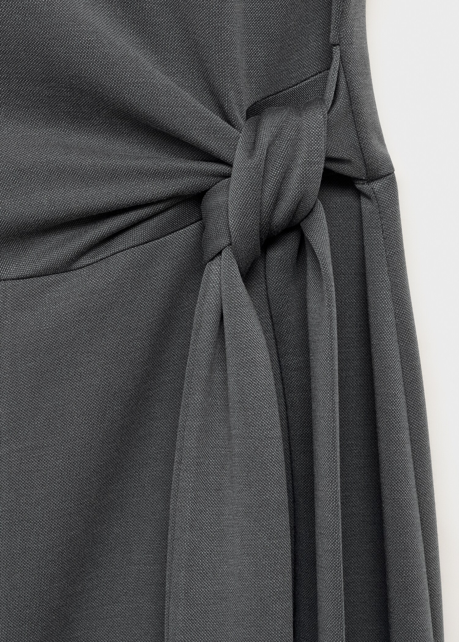 Long knot jumpsuit - Details of the article 0