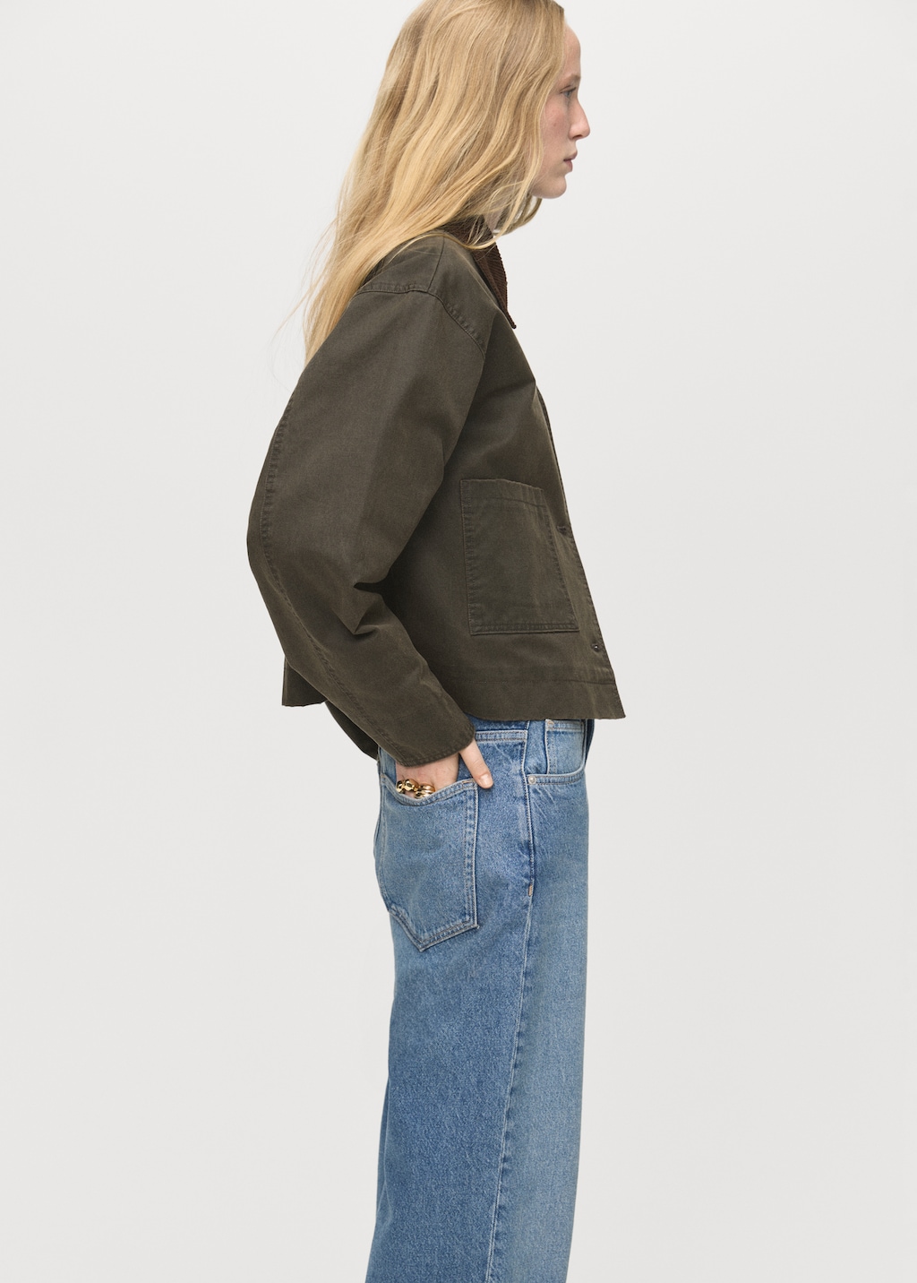 Denim barn jacket with corduroy collar