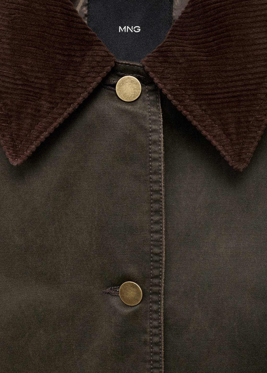 Denim barn jacket with corduroy collar