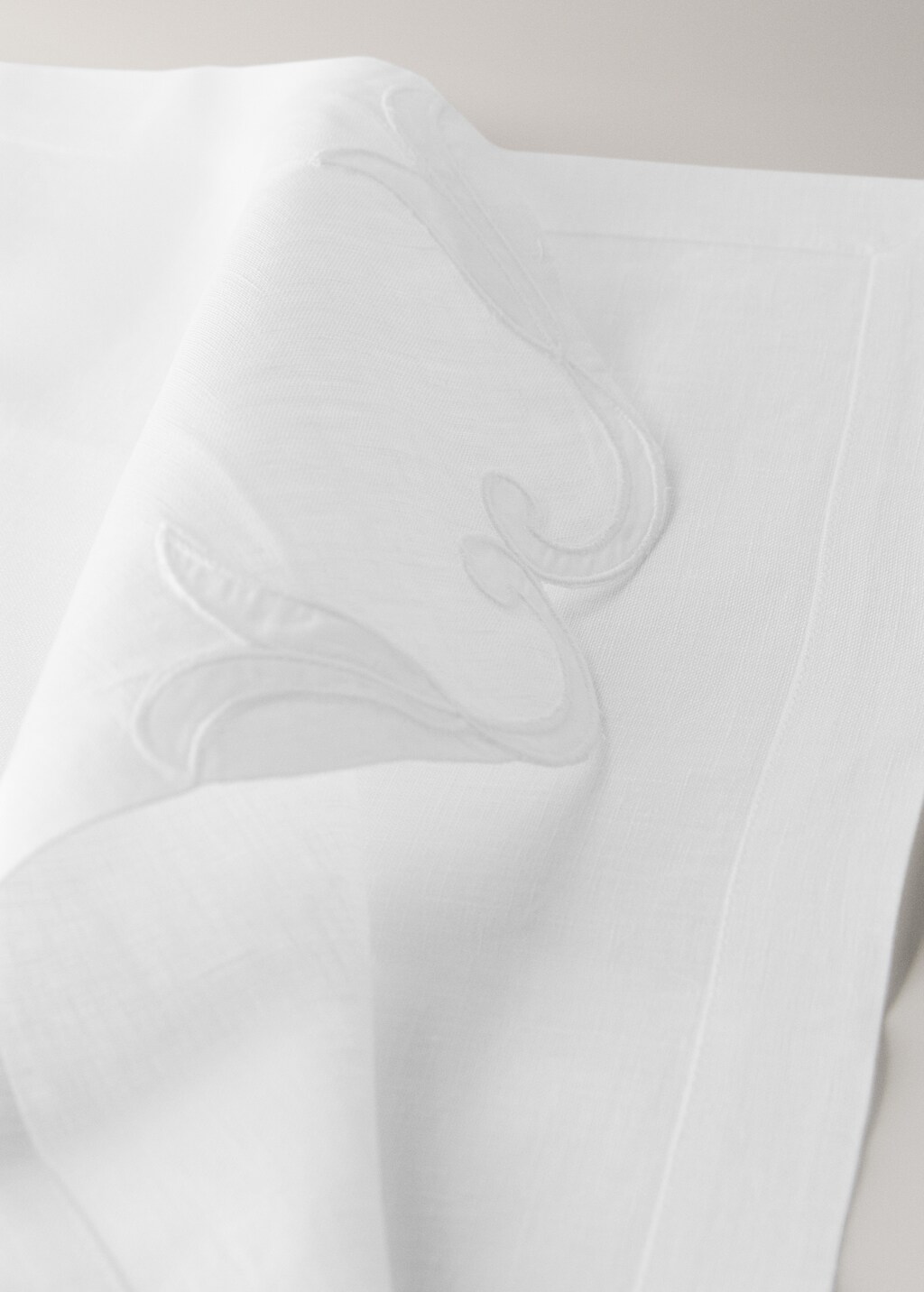 Hand-embroidered linen napkins