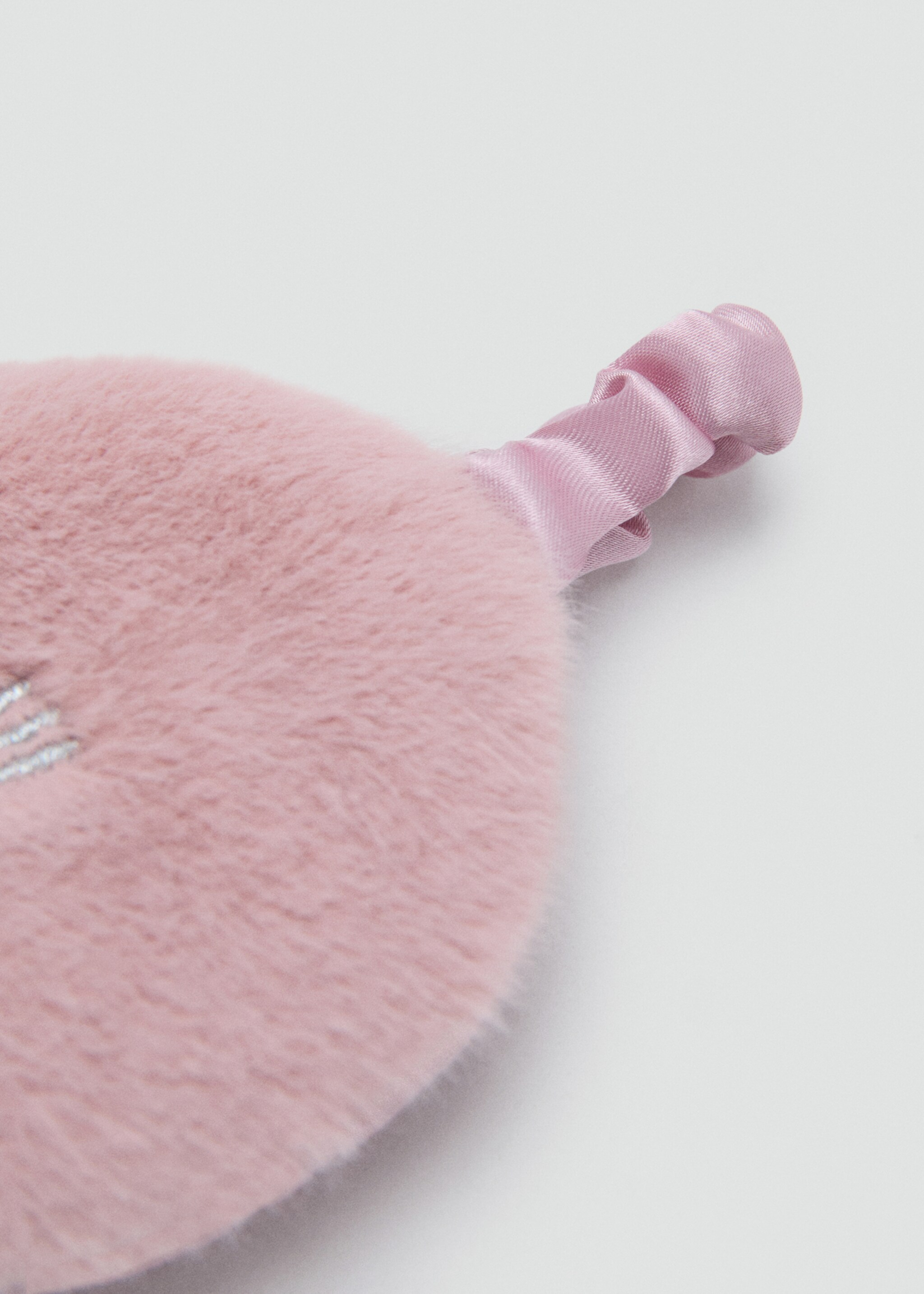 Miscellaneous maskcat - Details of the article 1, Pale Pink. Ref: 17084129-00.