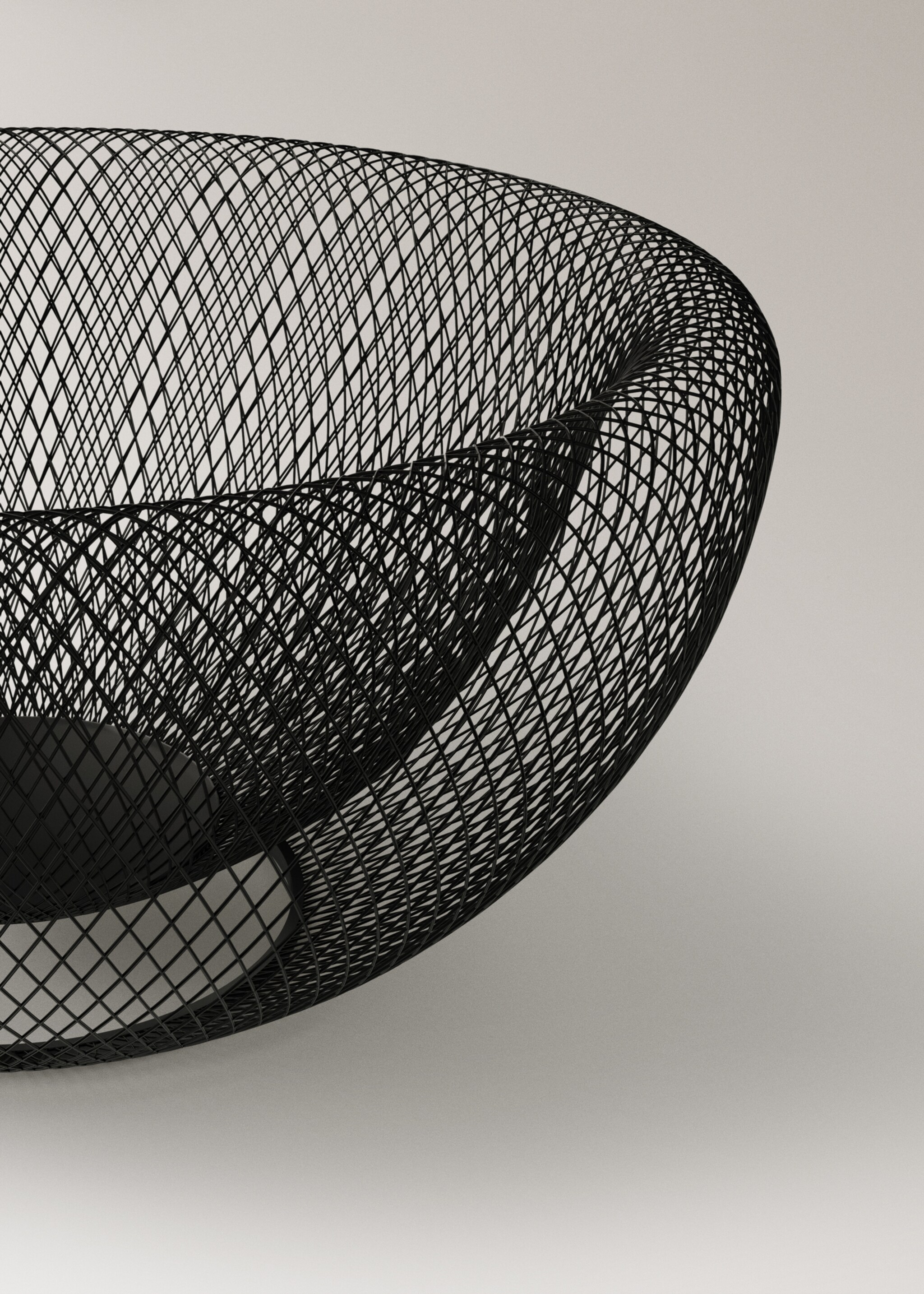 Medium gridded iron bowl - Details of the article 3