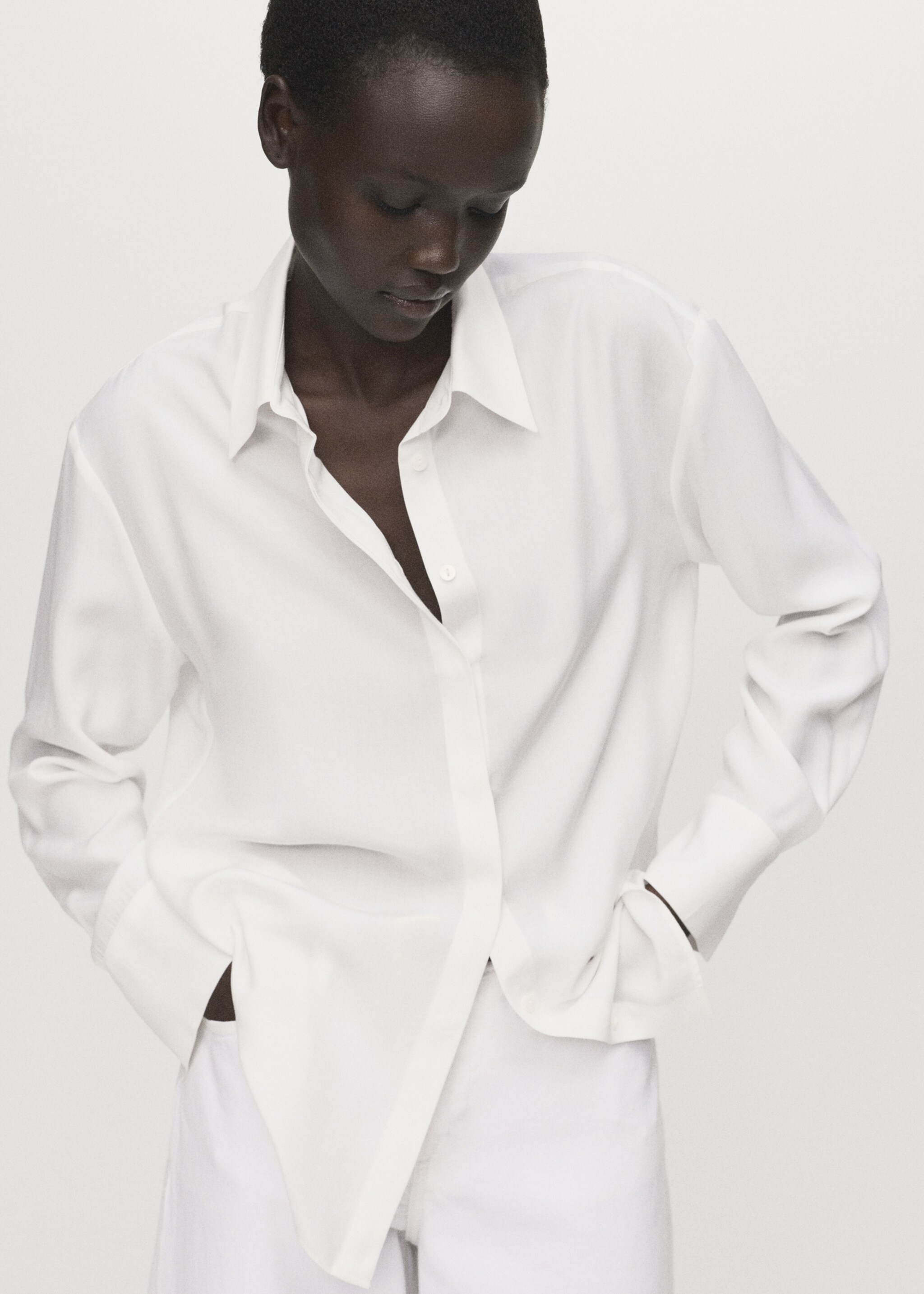 Lyocell shirt with hidden buttons - Medium plane, Off White. Ref: 17084140-00.