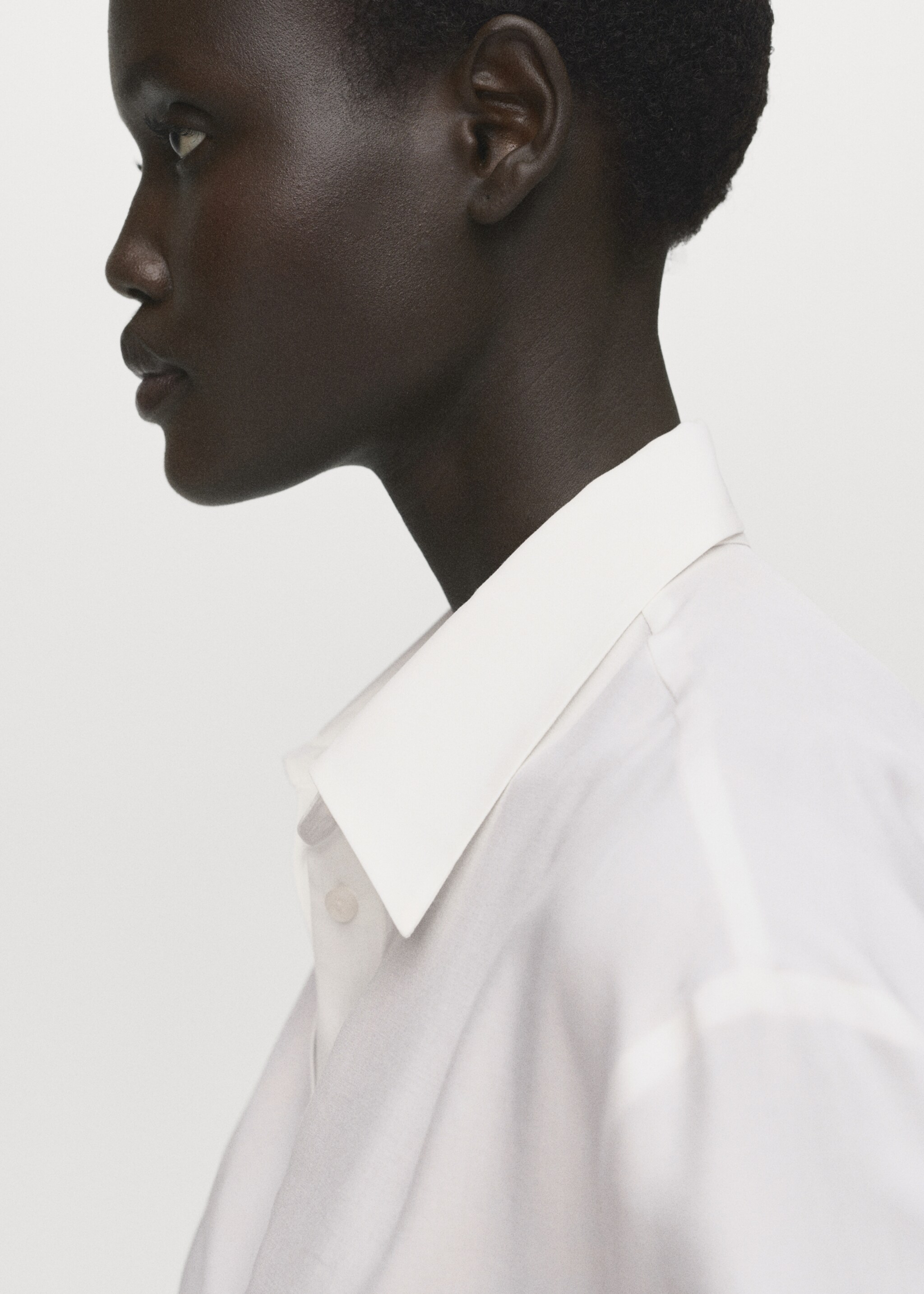 Lyocell shirt with hidden buttons - Details of the article 1, Off White. Ref: 17084140-00.