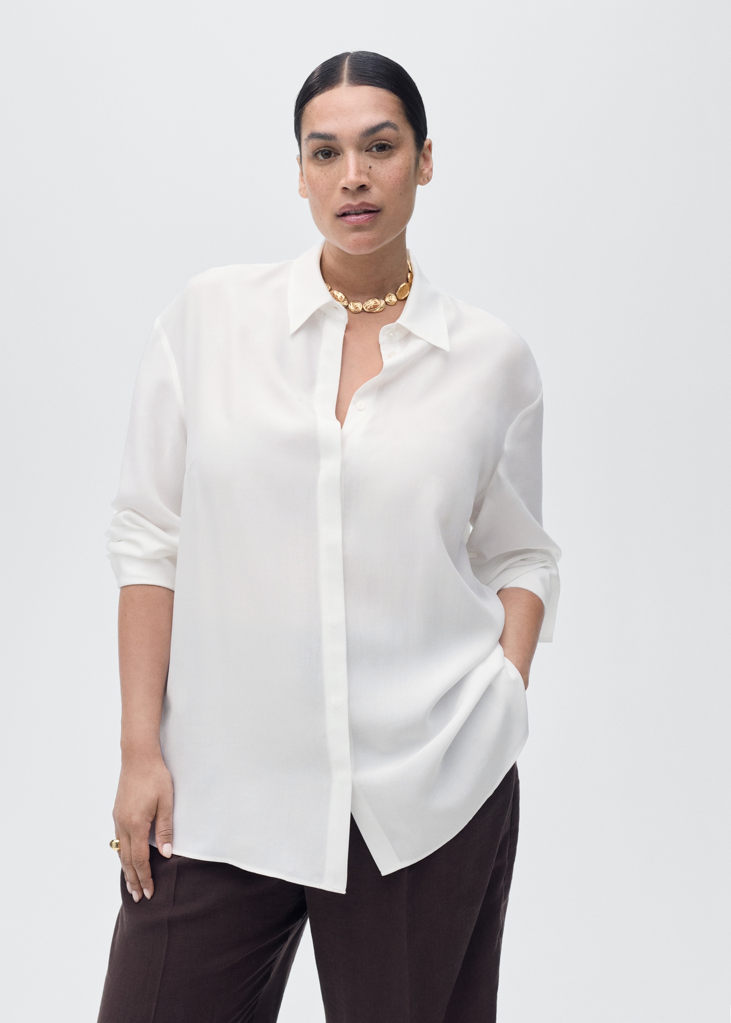 Lyocell shirt with hidden buttons - Details of the article 5