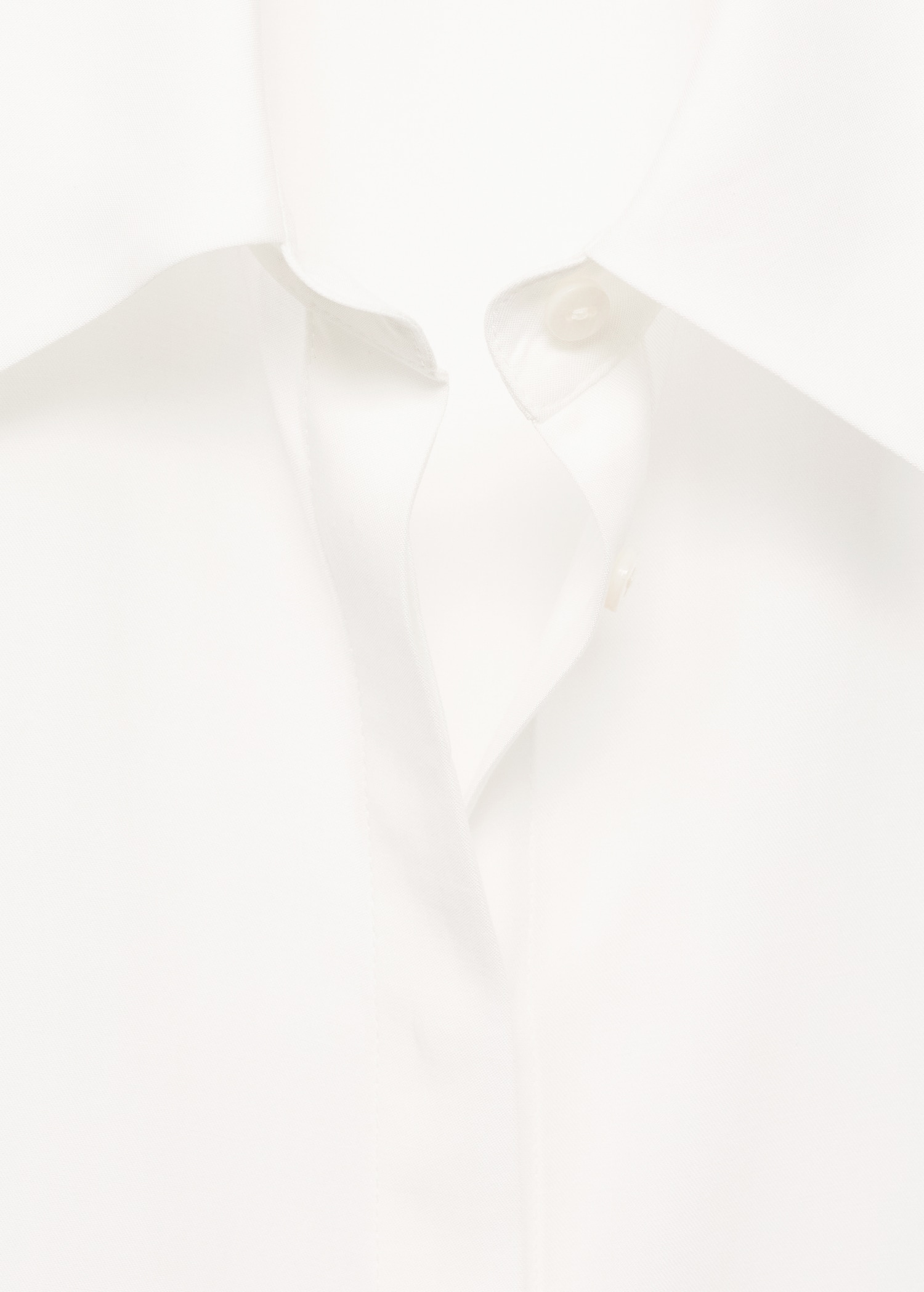 Lyocell shirt with hidden buttons - Details of the article 8
