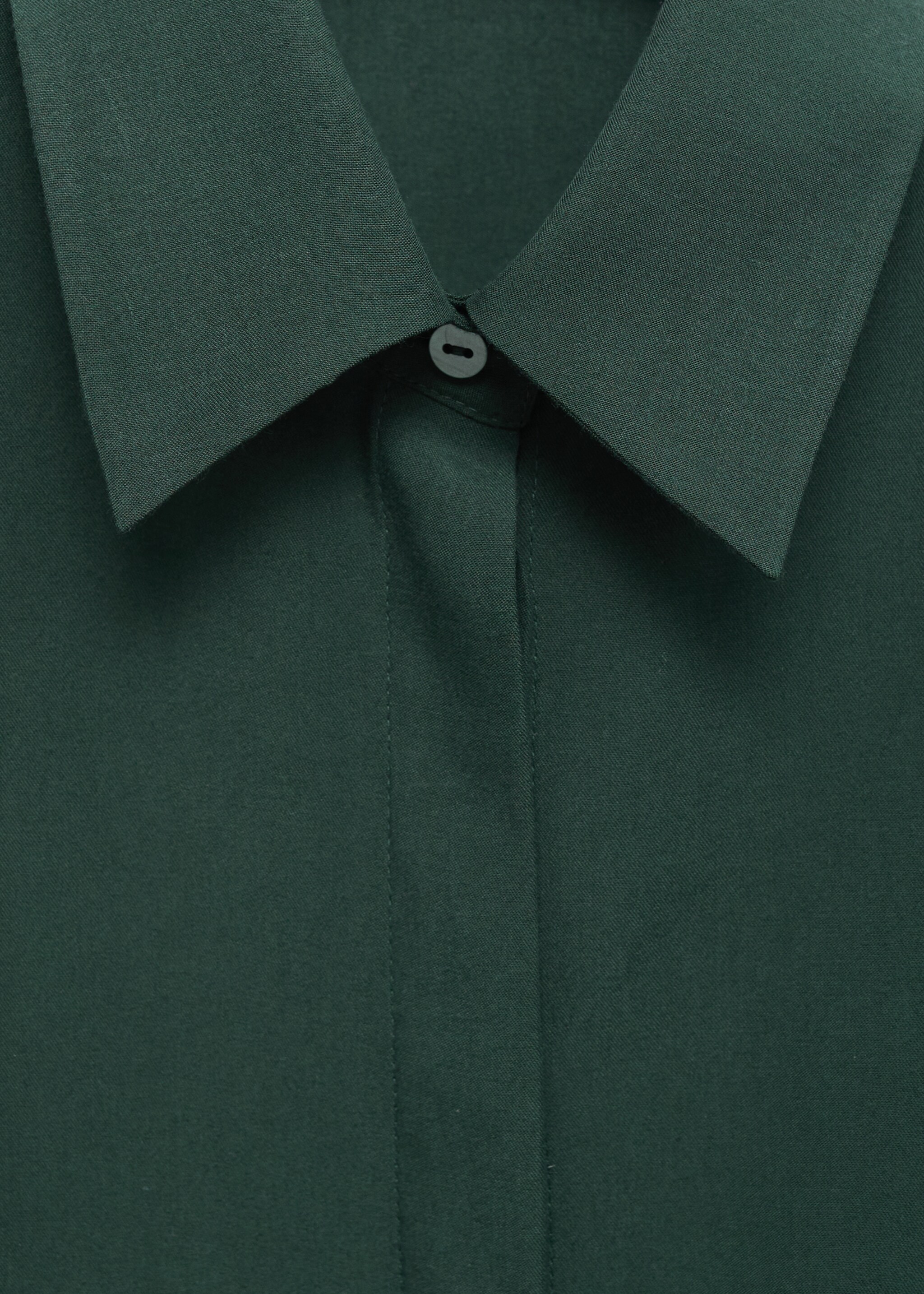 Lyocell shirt with hidden buttons - Details of the article 8, Green. Ref: 17084140-00.
