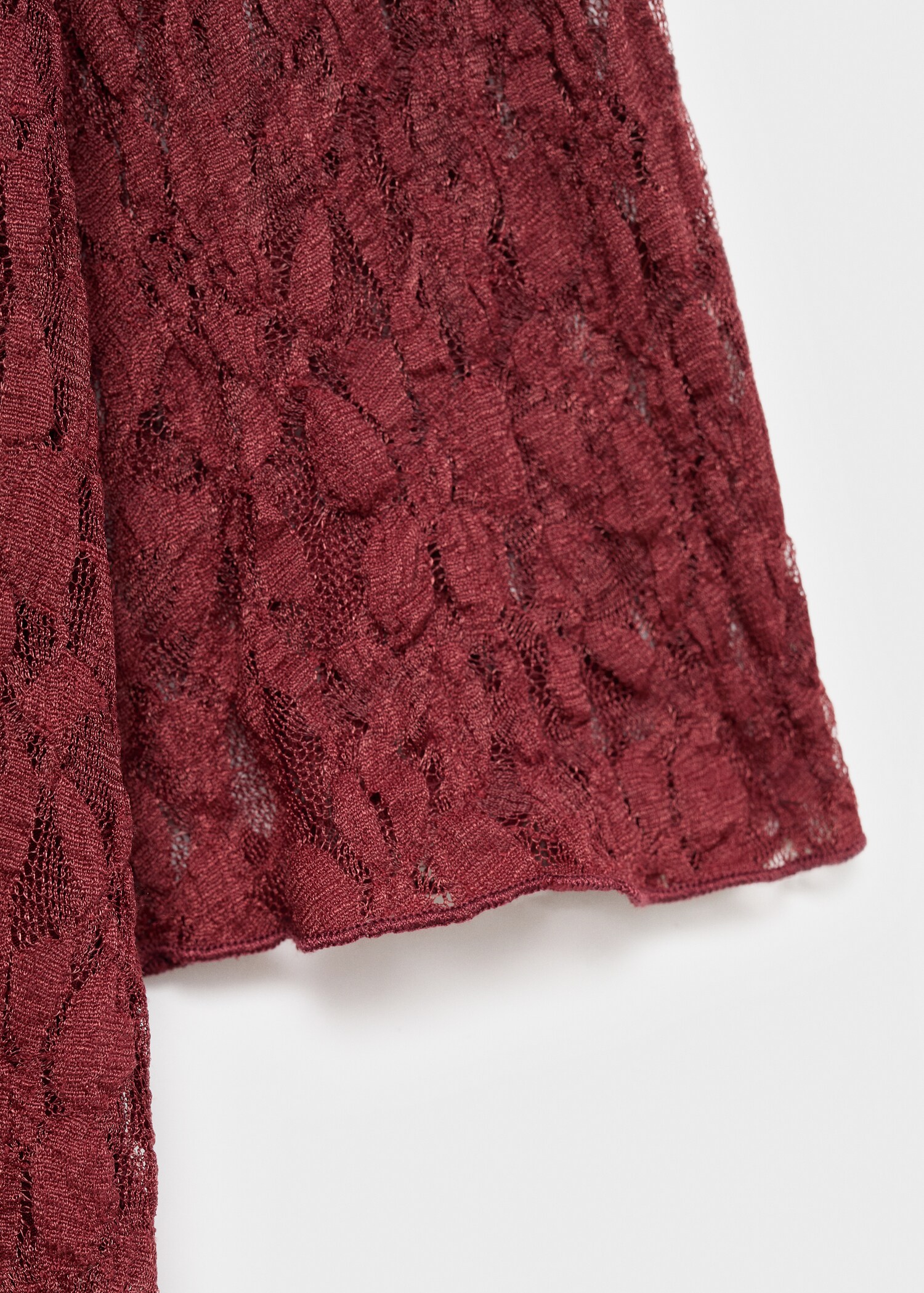 Spitzenkleid mit Glockenärmeln - Detail des Artikels 0