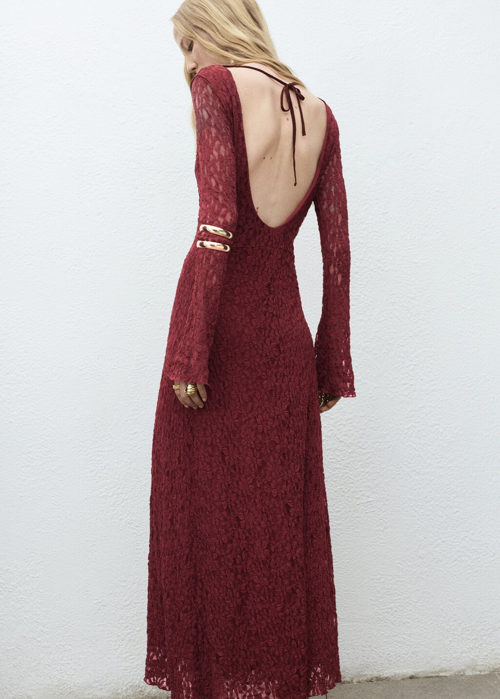 Lace dress with bell sleeves | MANGO Canada