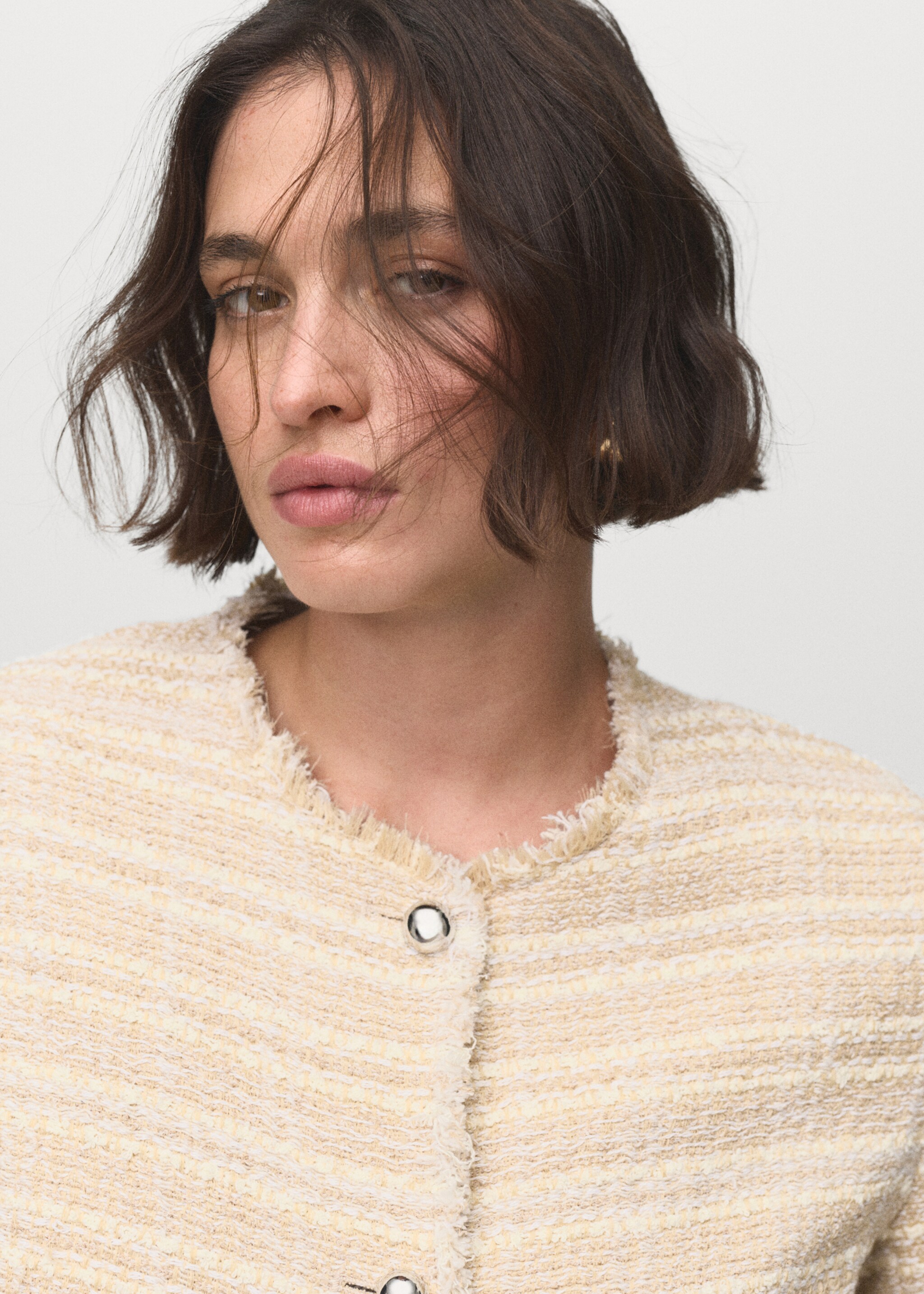 Tweedjacke mit Schmuckknöpfen - Detail des Artikels 4, Beige. Ref: 17084146-00.