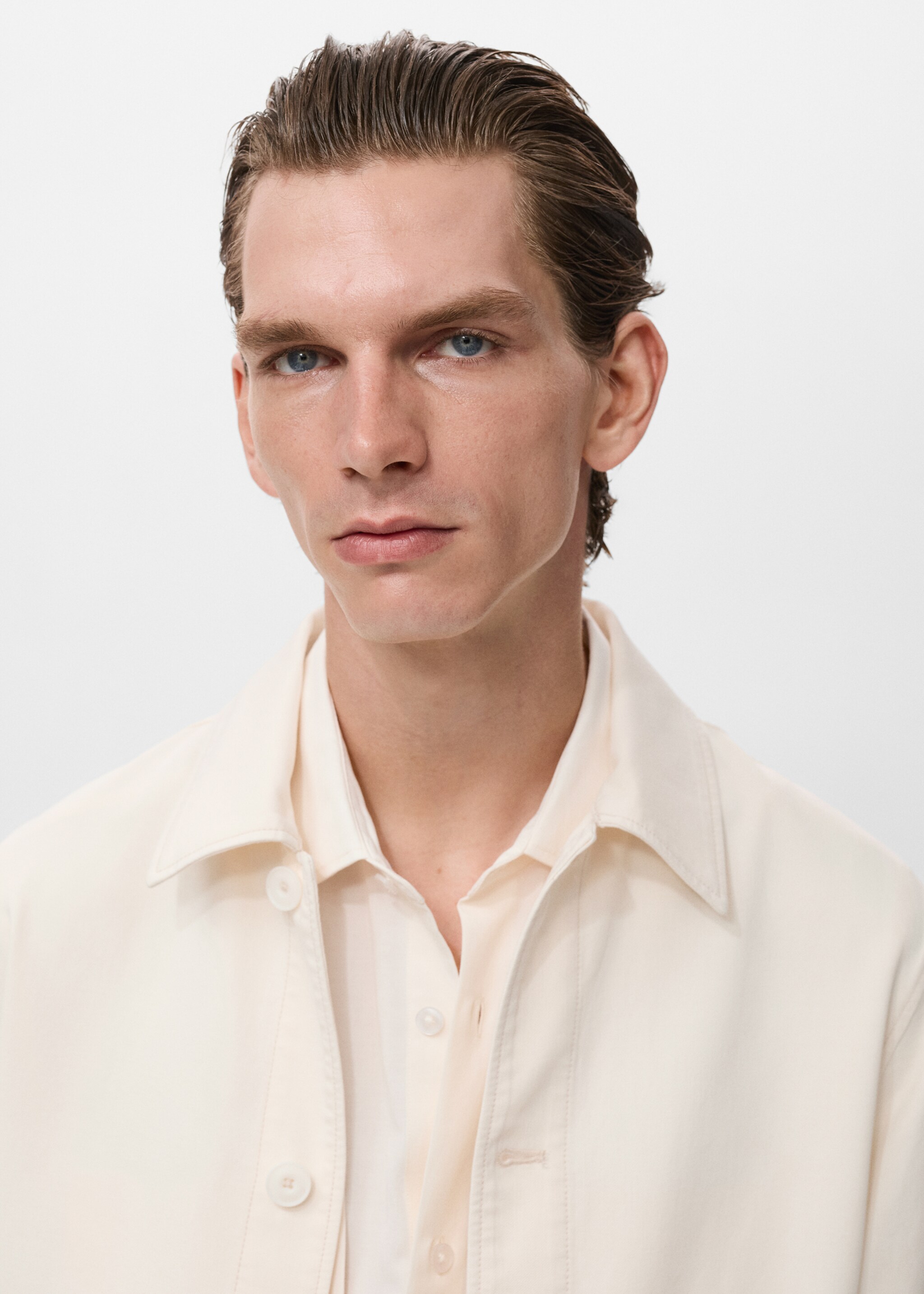 Straight cotton jacket with buttons - Details of the article 1, Ecru. Ref: 17084402-00.