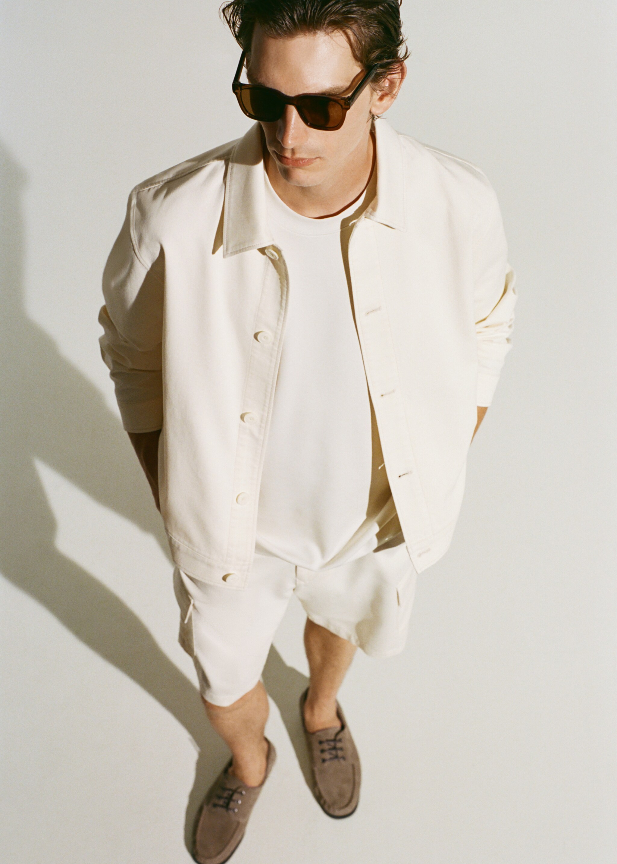 Straight cotton jacket with buttons - Details of the article 3, Ecru. Ref: 17084402-00.