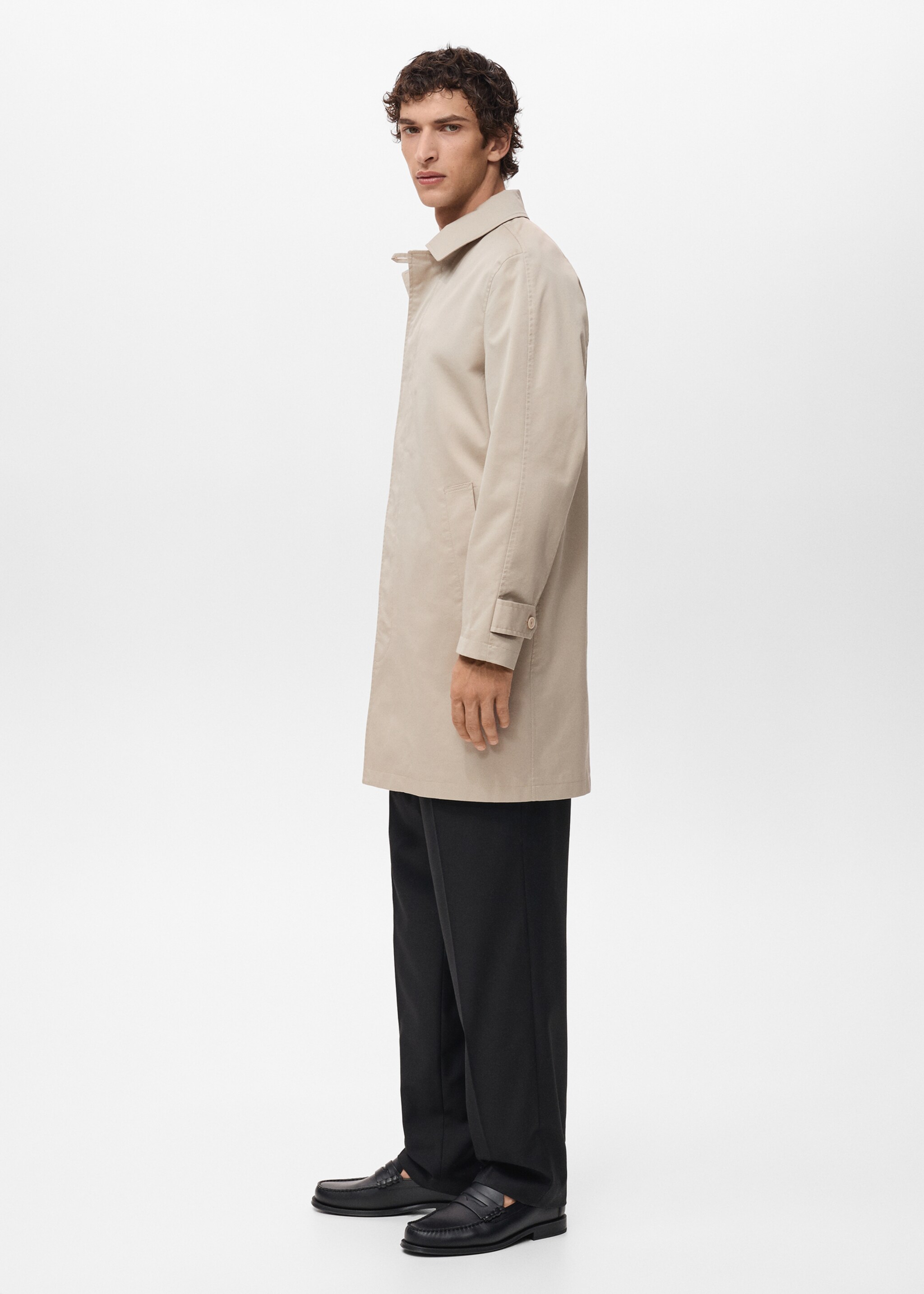 Classic water-repellent trench coat - Details of the article 2