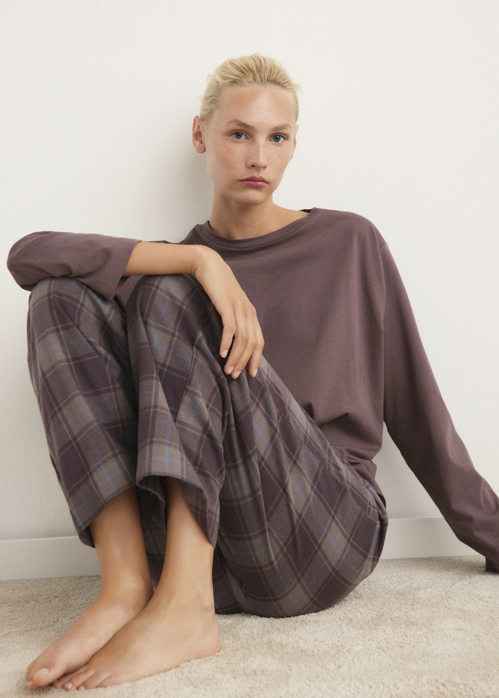 Two-piece flannel check pajamas