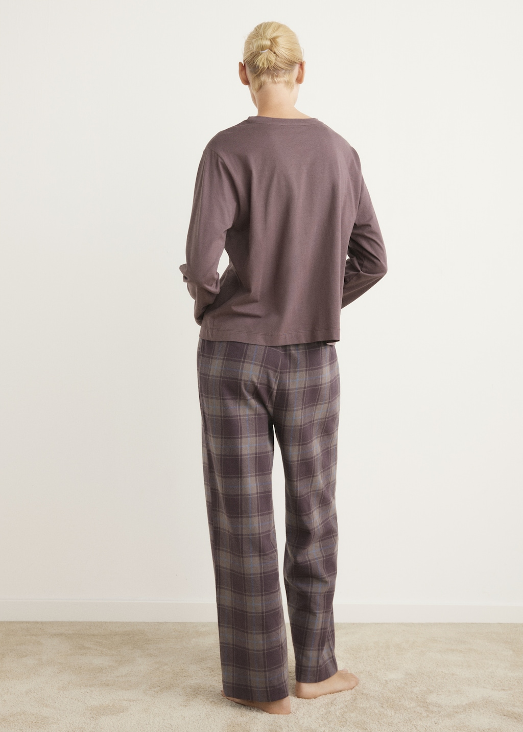 Two-piece flannel check pajamas