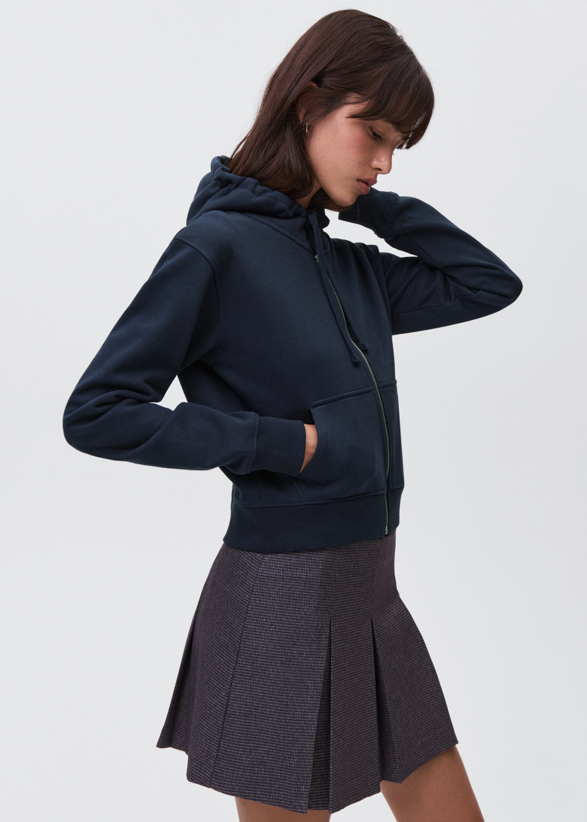 Zipped hoodie - Details of the article 2, Dark Navy. Ref: 17084773-00.