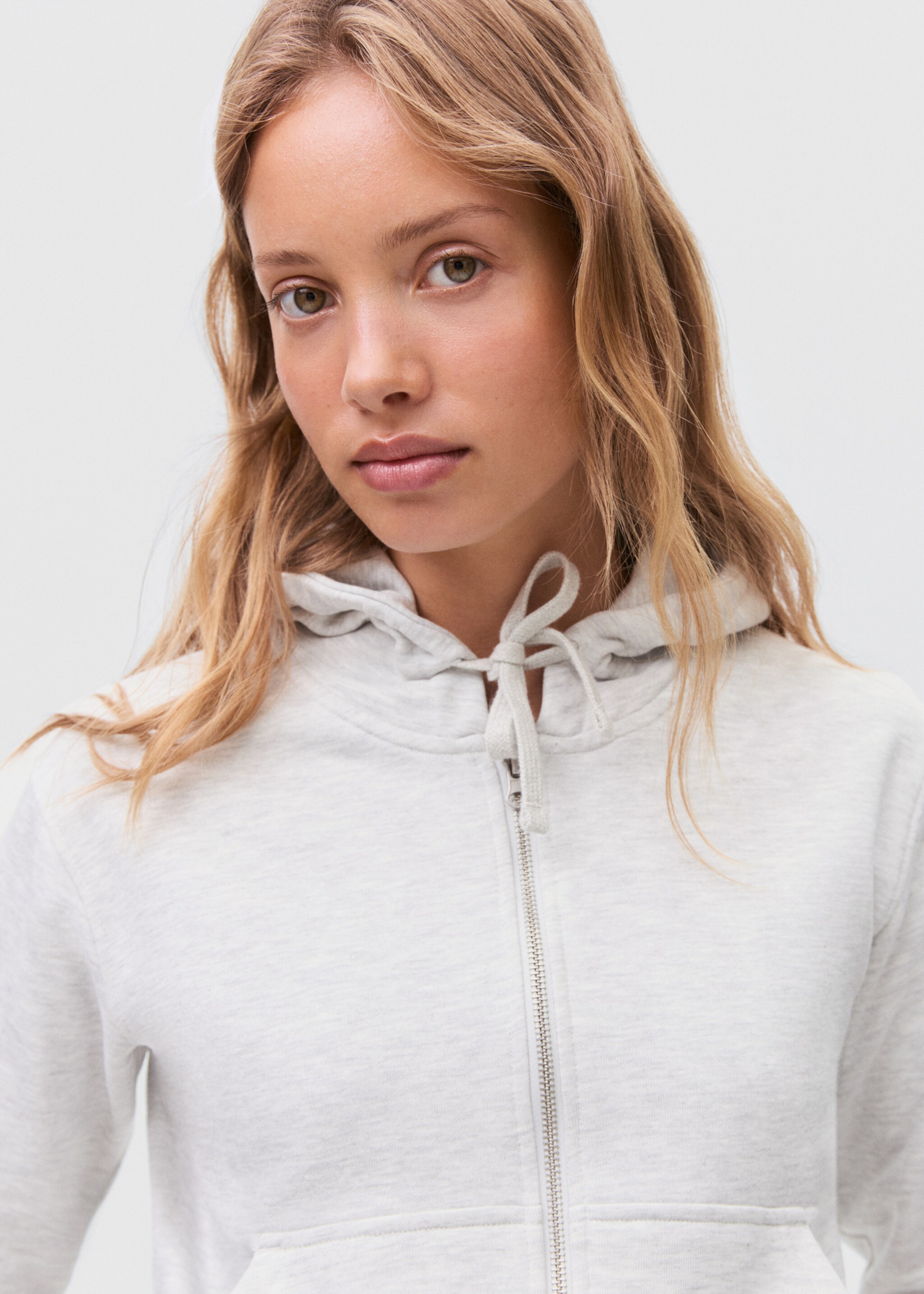 Zipped hoodie - Details of the article 1, Light Heather Grey. Ref: 17084773-00.