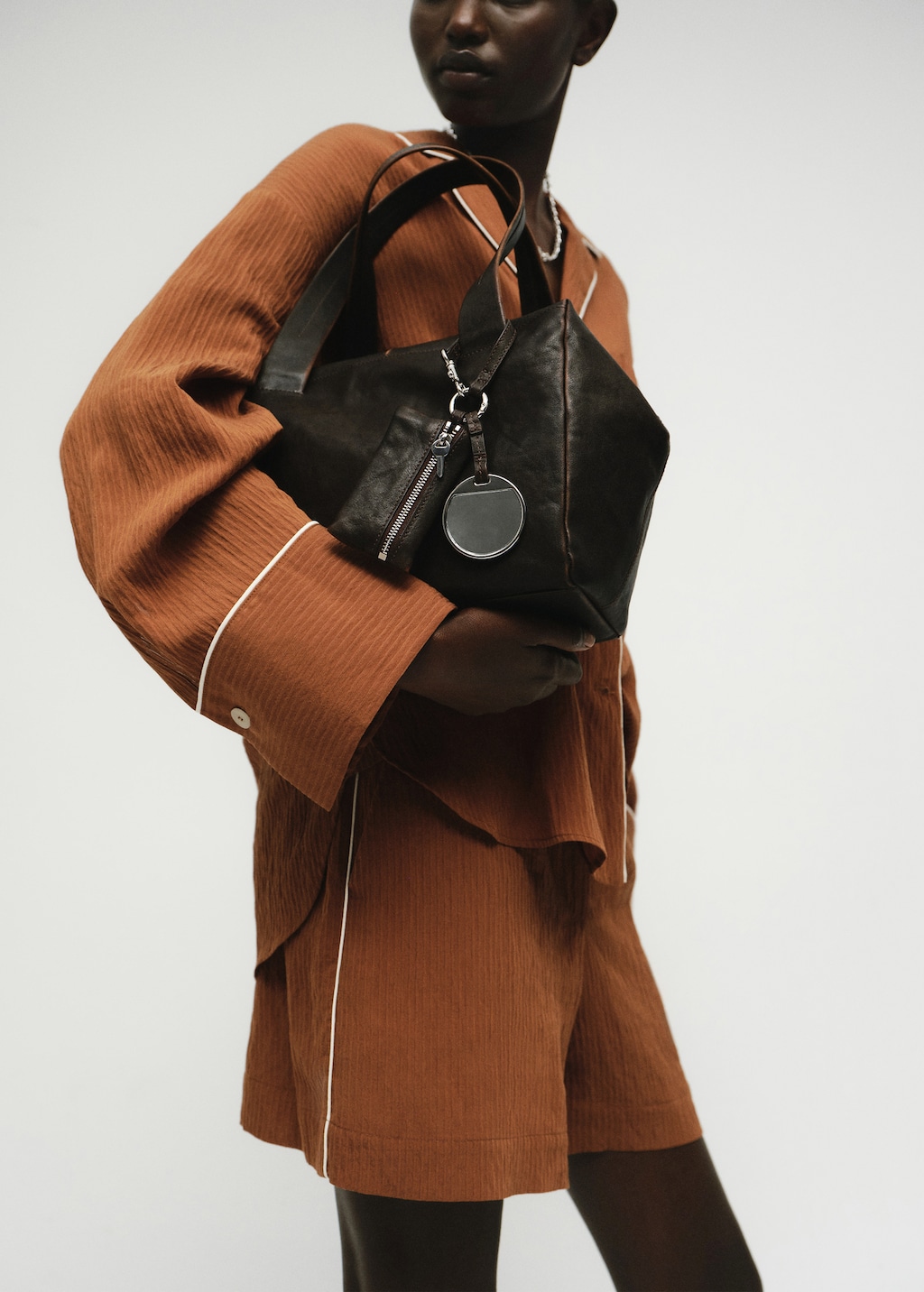 Textured shirt with contrasting trim