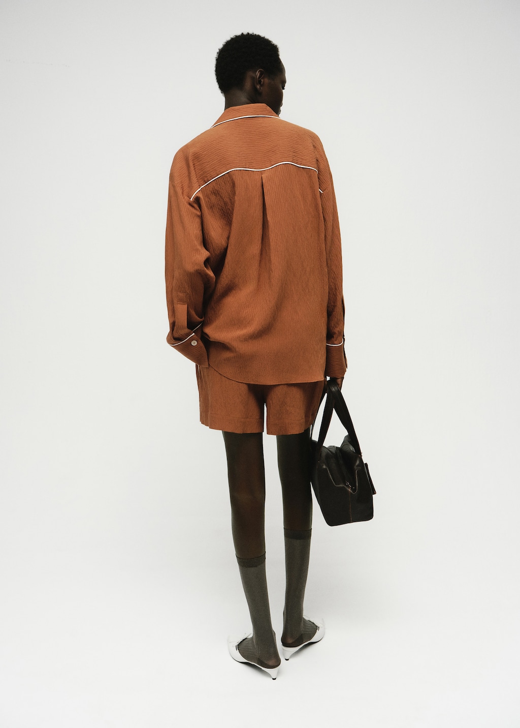 Textured shirt with contrasting trim - image 3