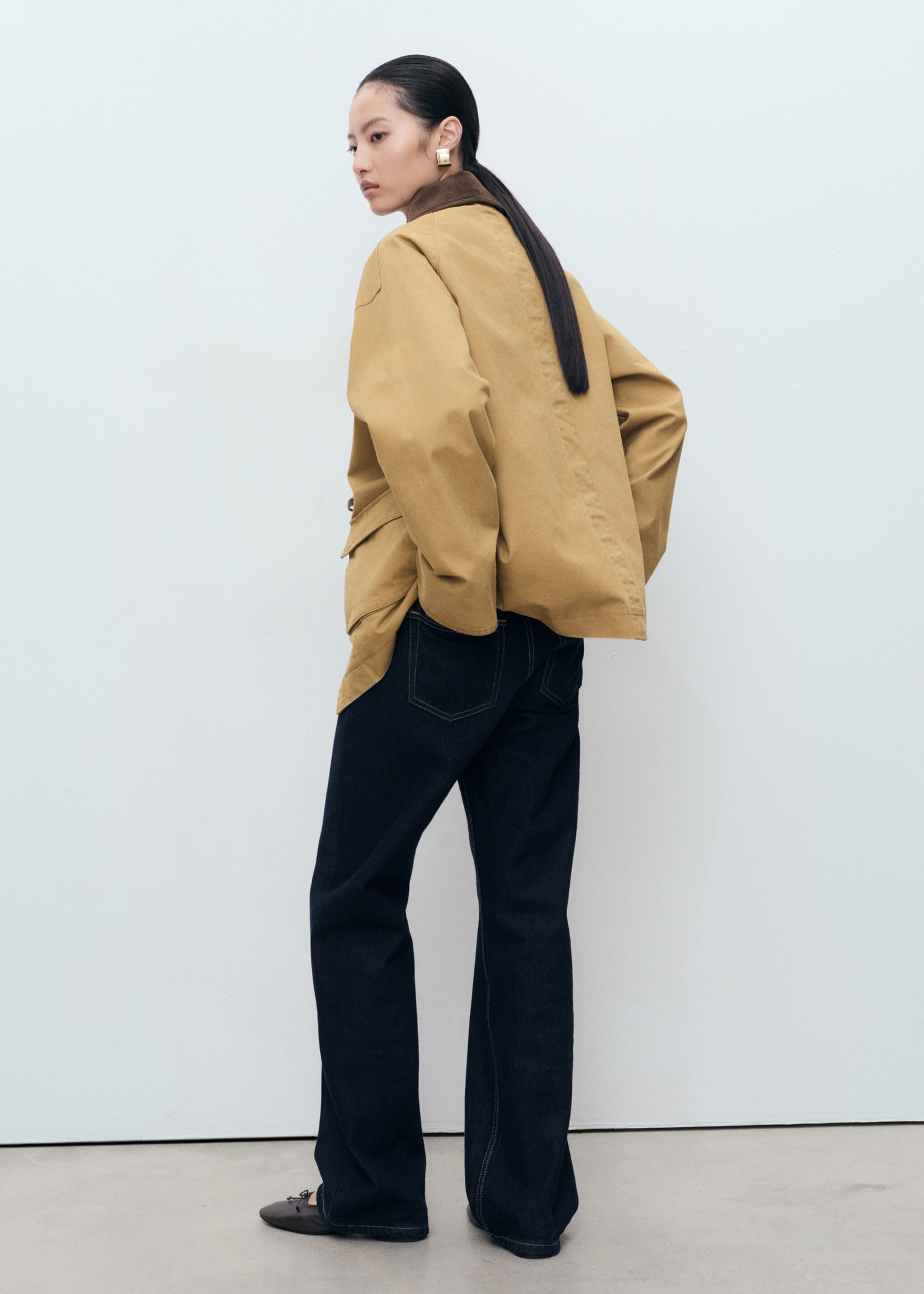 Cotton parka with contrasting collar - Reverse of the article