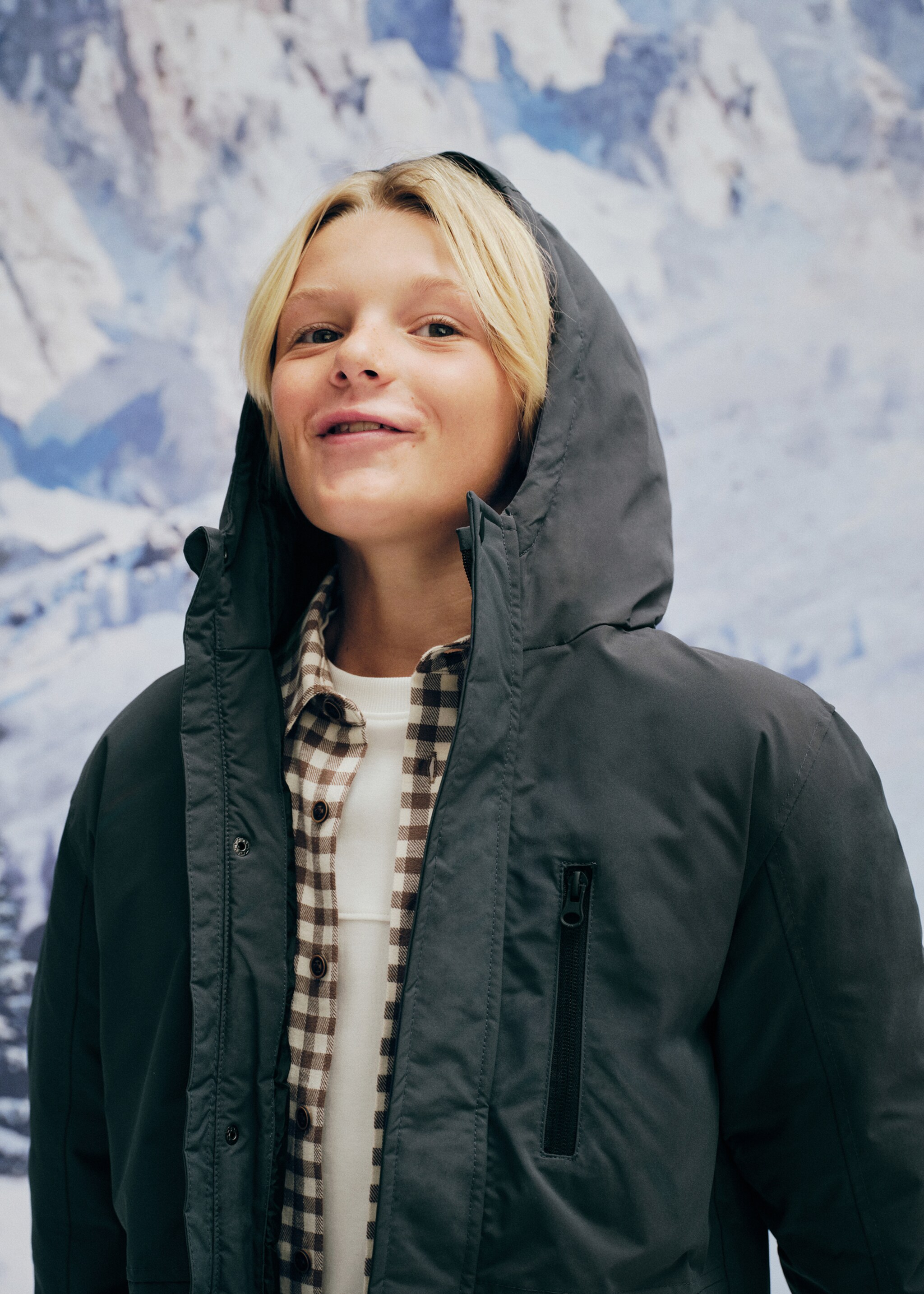 Pocket quilted jacket - Details of the article 6, Petrol Blue. Ref: 17085140-00.