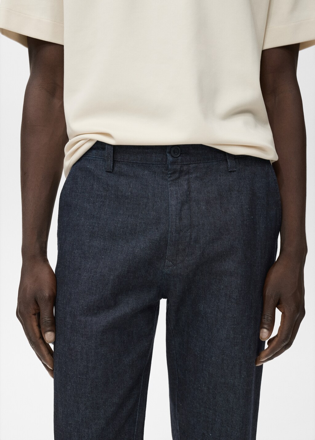 Dark wash straight fit jeans