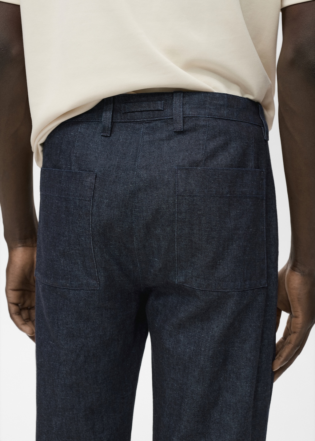 Dark wash straight fit jeans