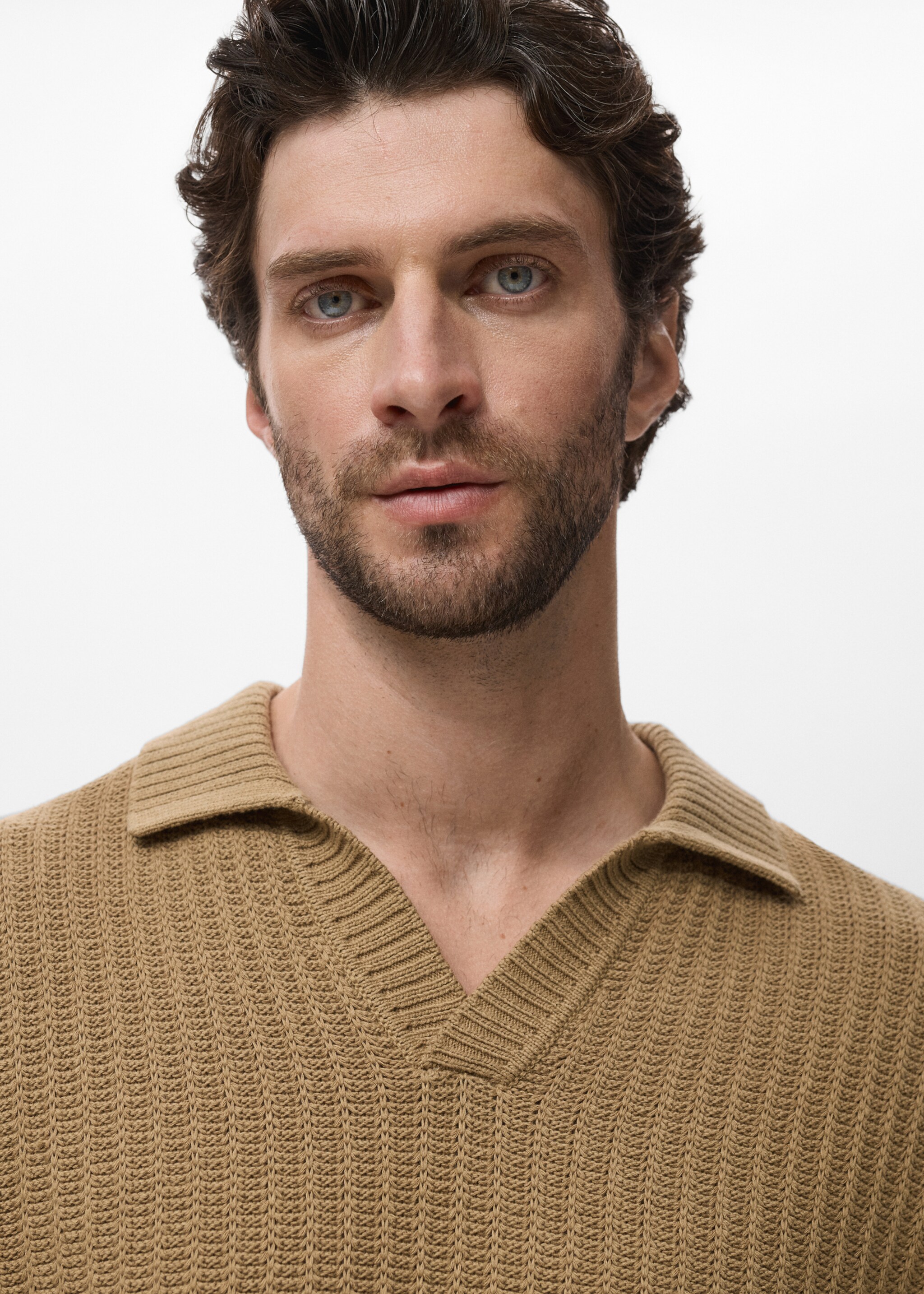 100% cotton polo-style sweater - Details of the article 1, Beige. Ref: 17085147-00.