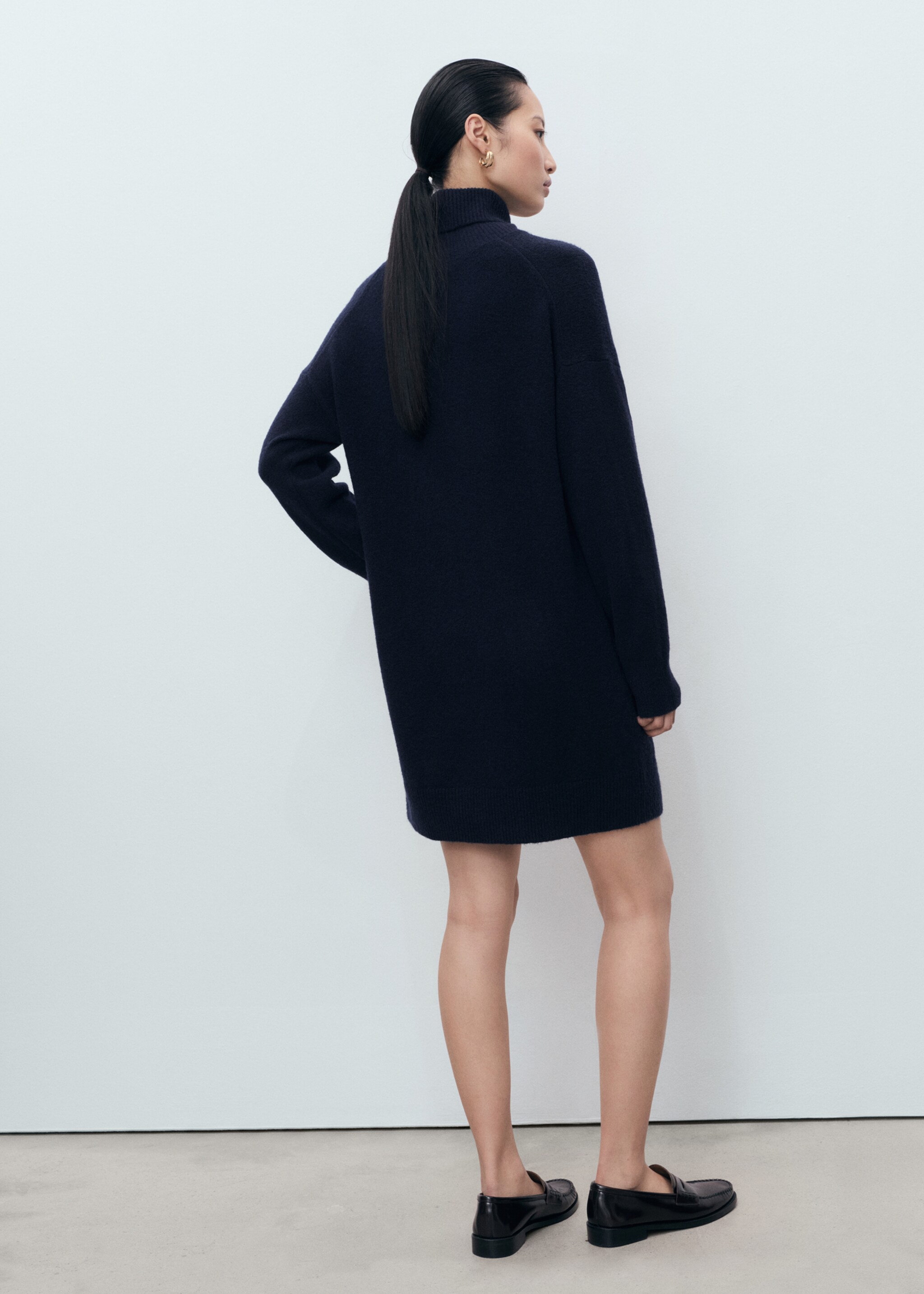 Robe courte maille col montant - Verso de l’article, Bleu marine foncé. Ref: 17085148-00.
